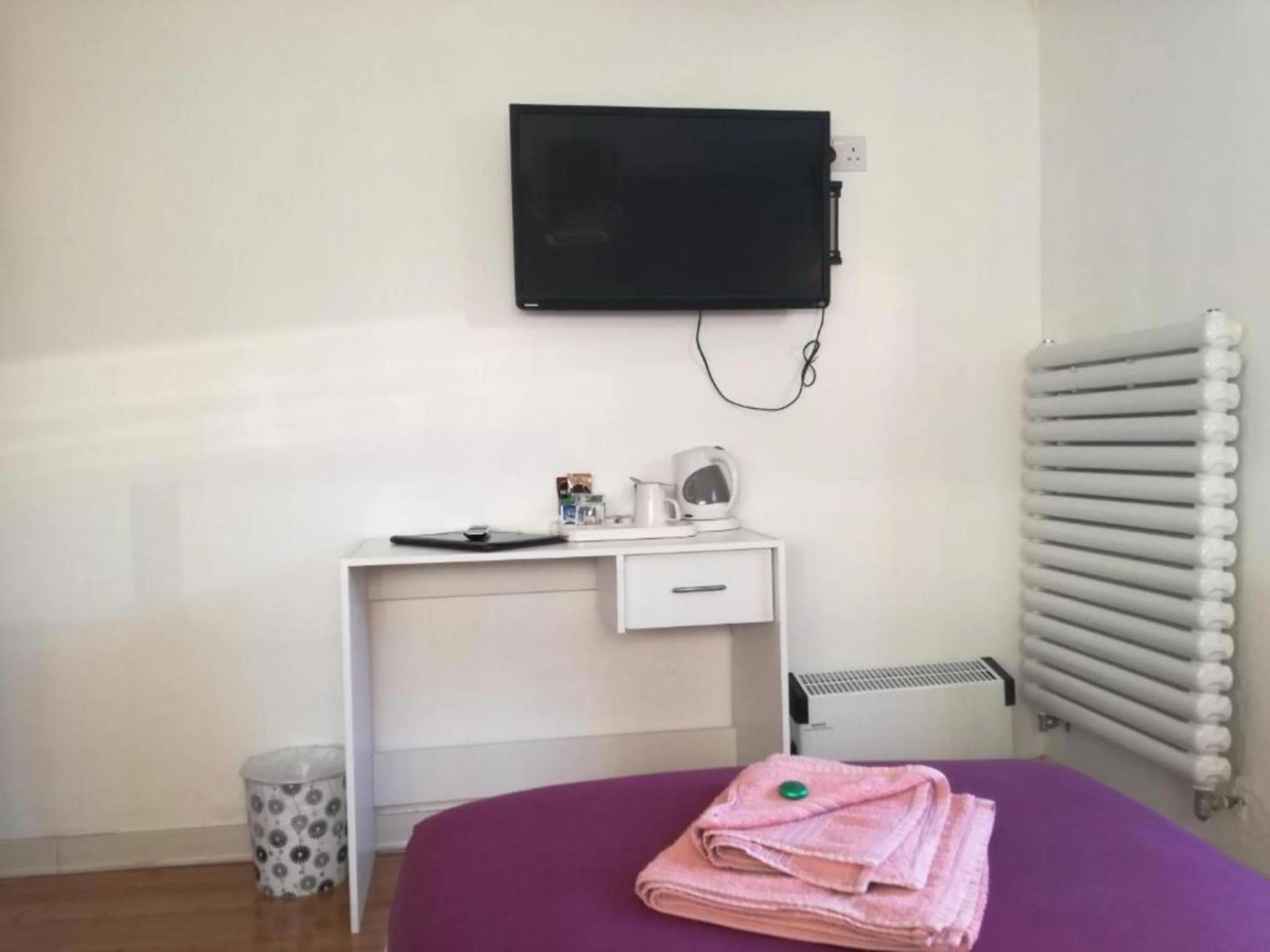 Bedroom in Ardenlea House Hotel B&b