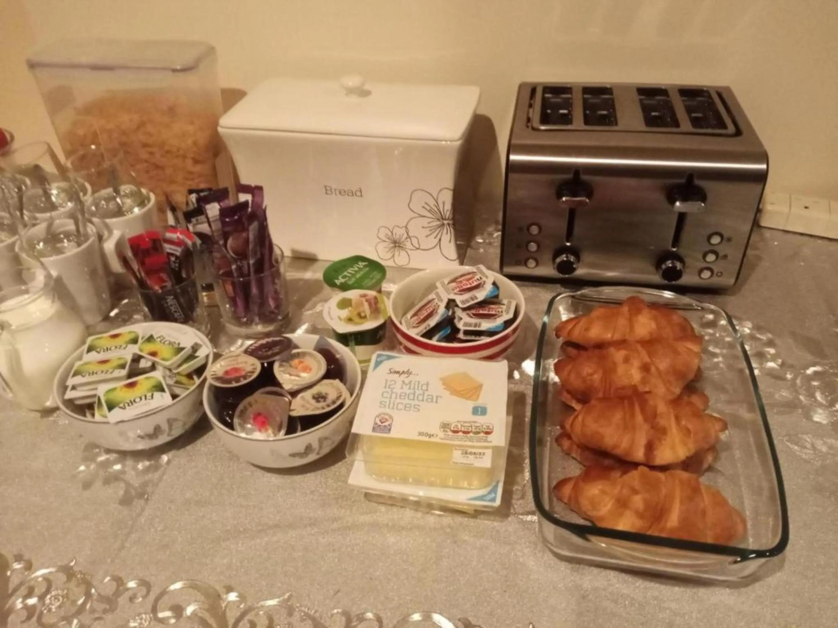 Food and drinks in Ardenlea House Hotel B&b