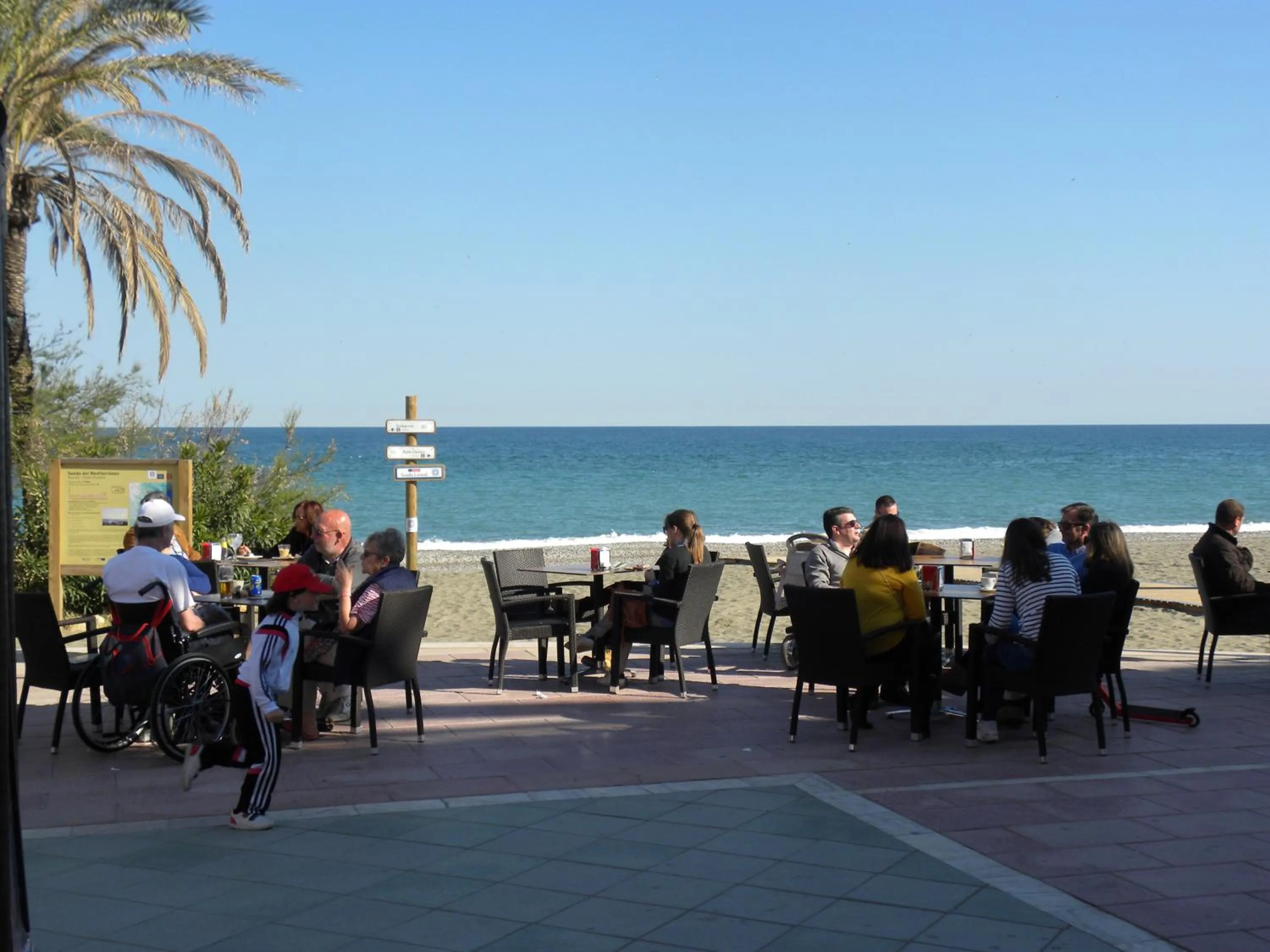 Restaurant/places to eat in Don Agustin