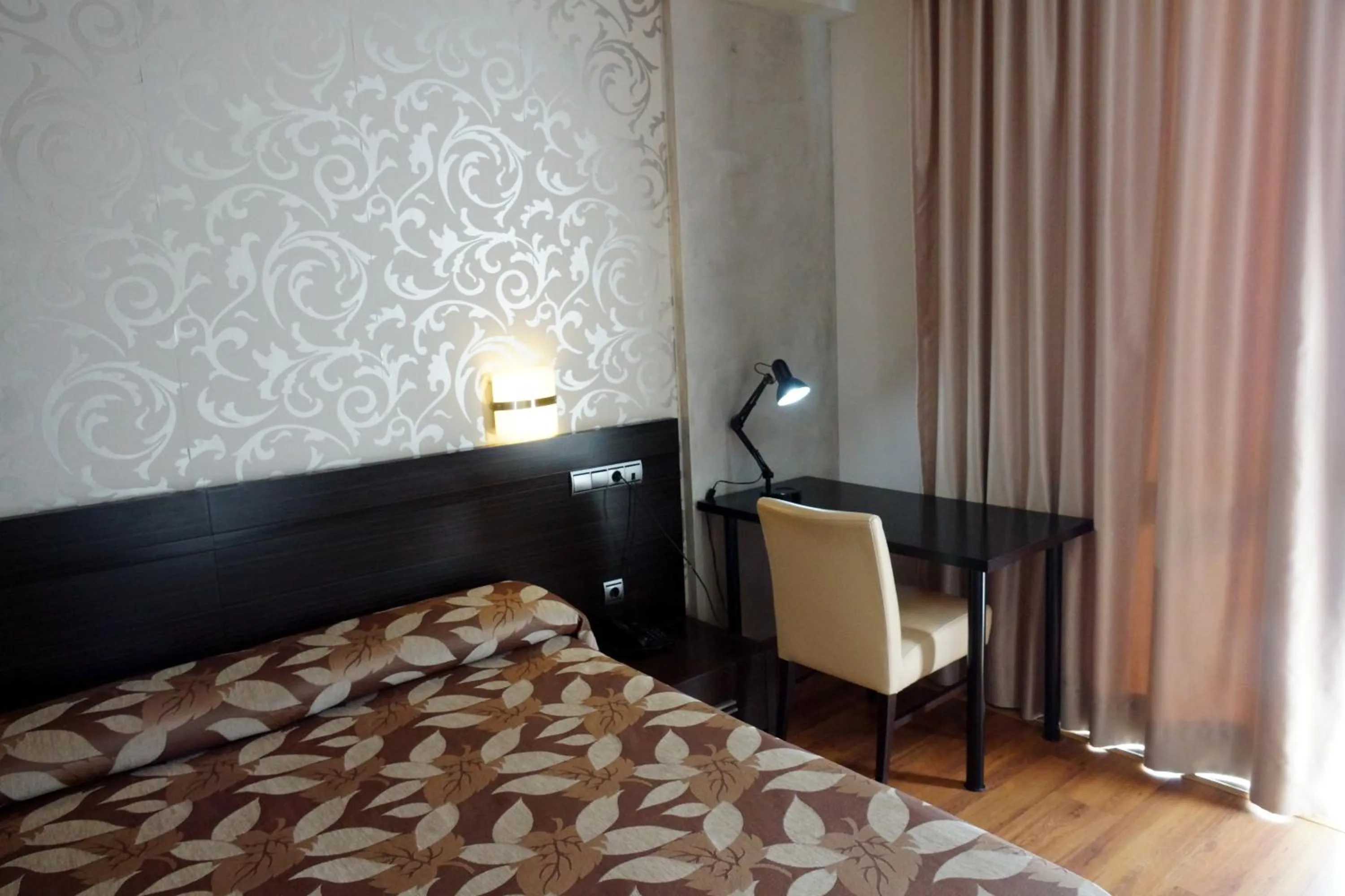 Photo of the whole room, Bed in Don Agustin