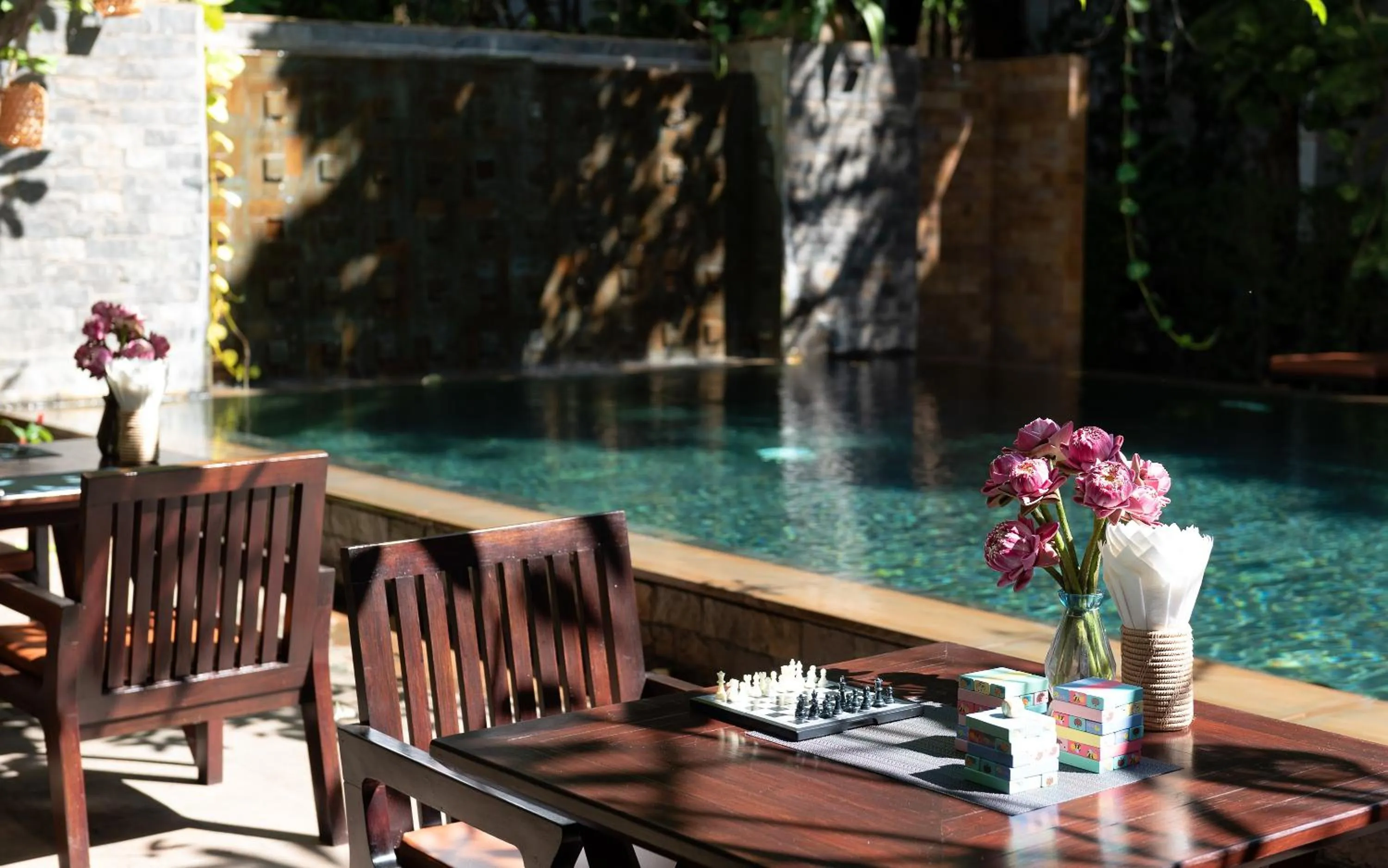 Restaurant/places to eat in The Moon Residence & Spa