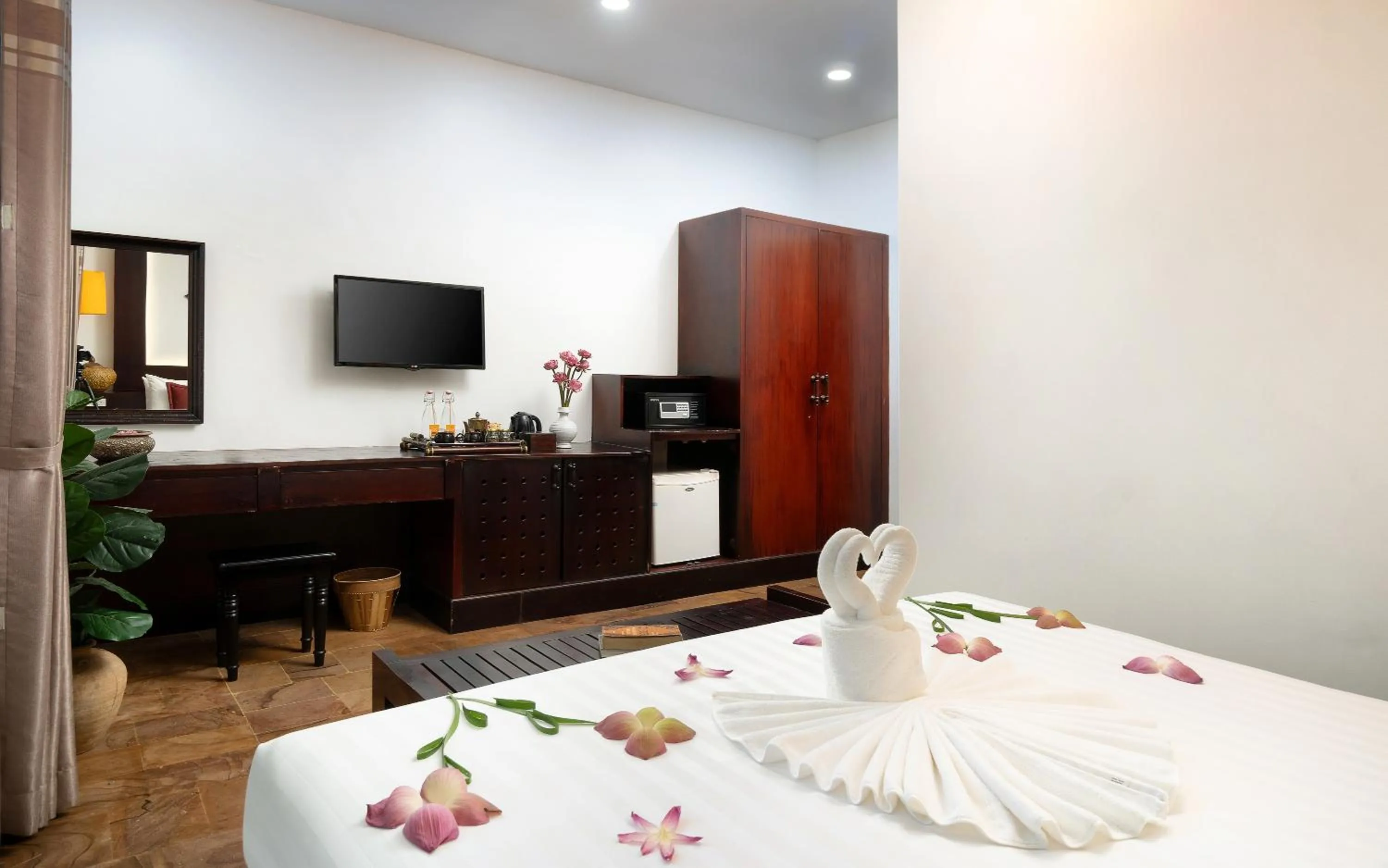 Bed in The Moon Residence & Spa