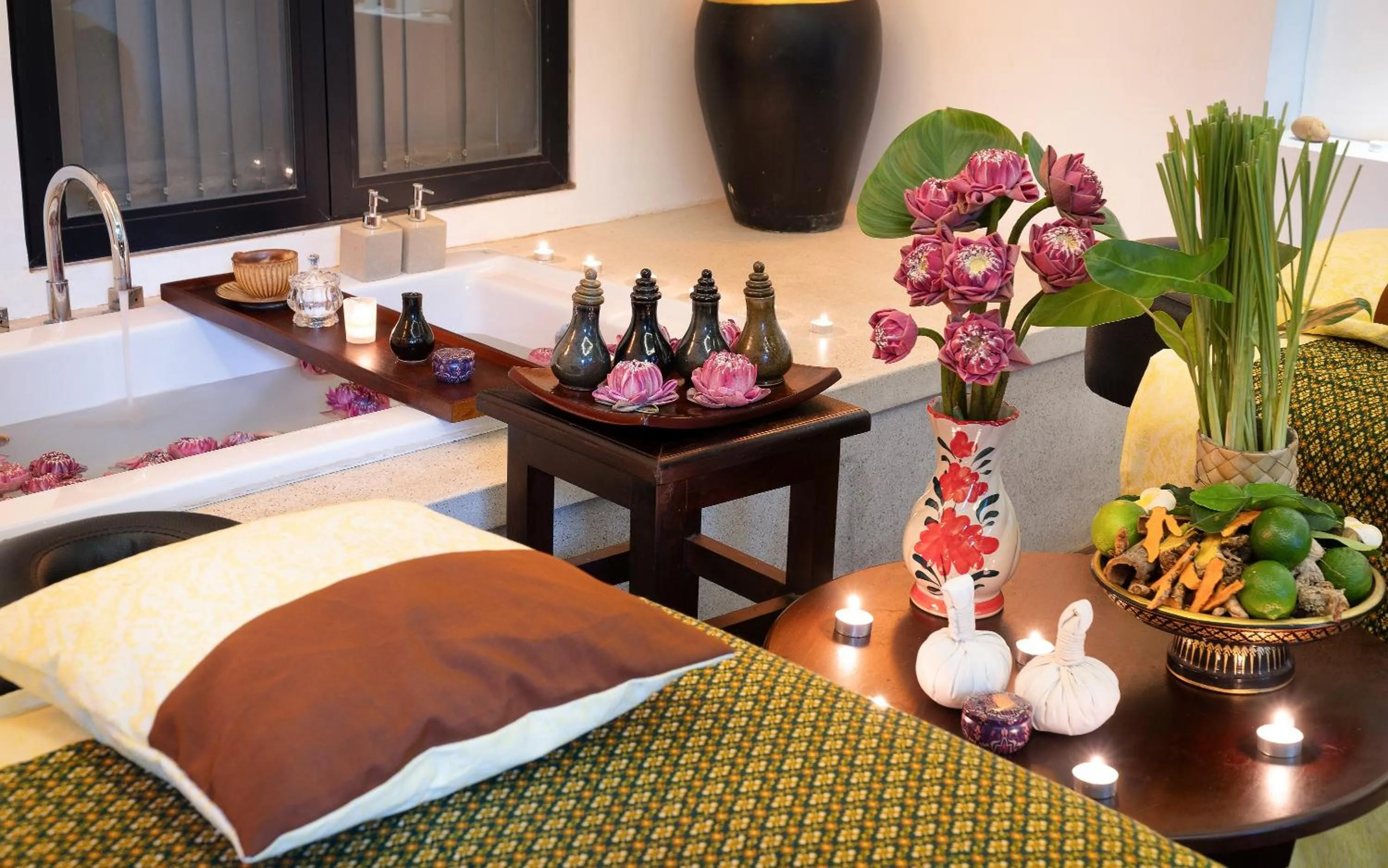 Spa and wellness centre/facilities, Bed in The Moon Residence & Spa