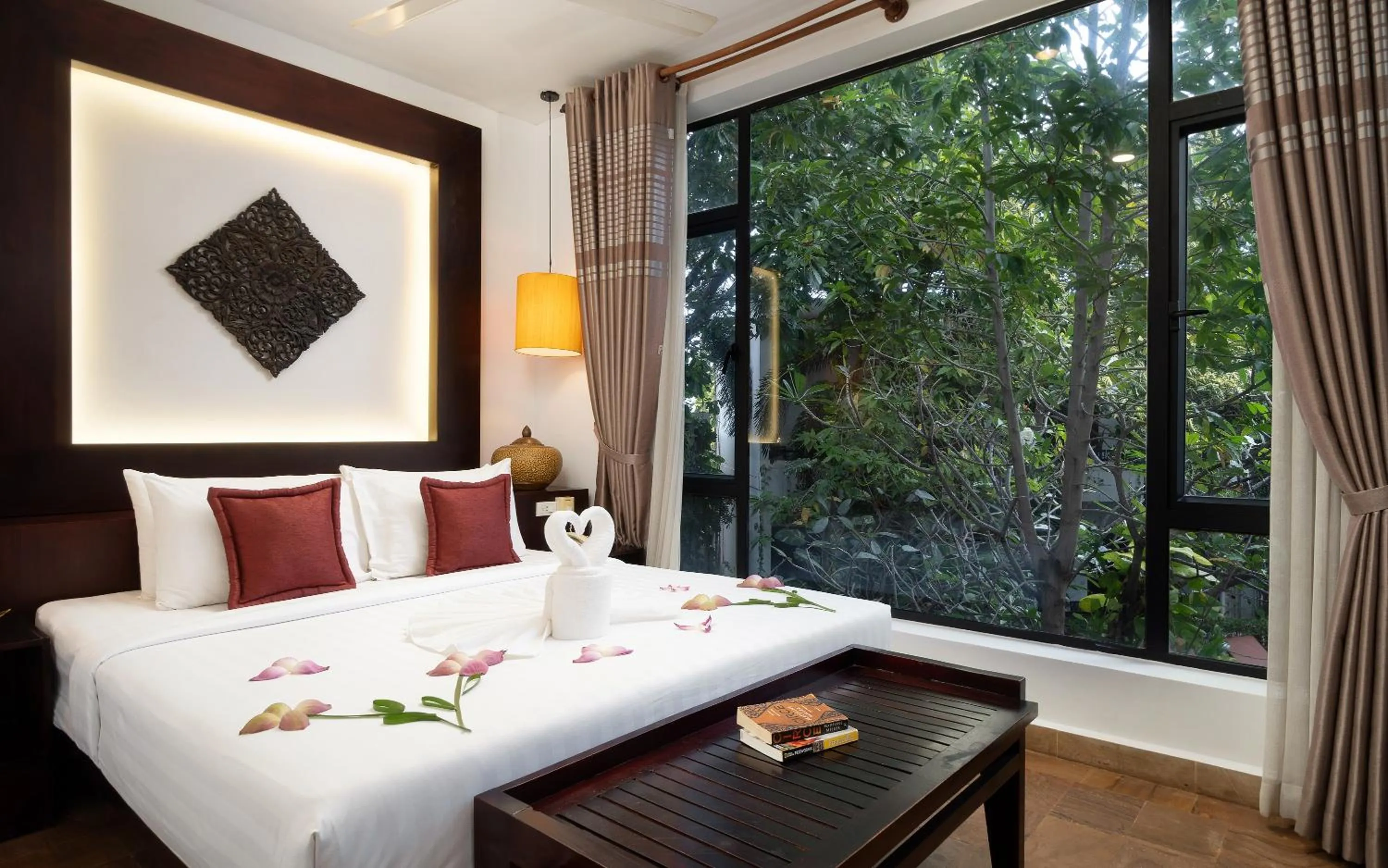 Bed in The Moon Residence & Spa