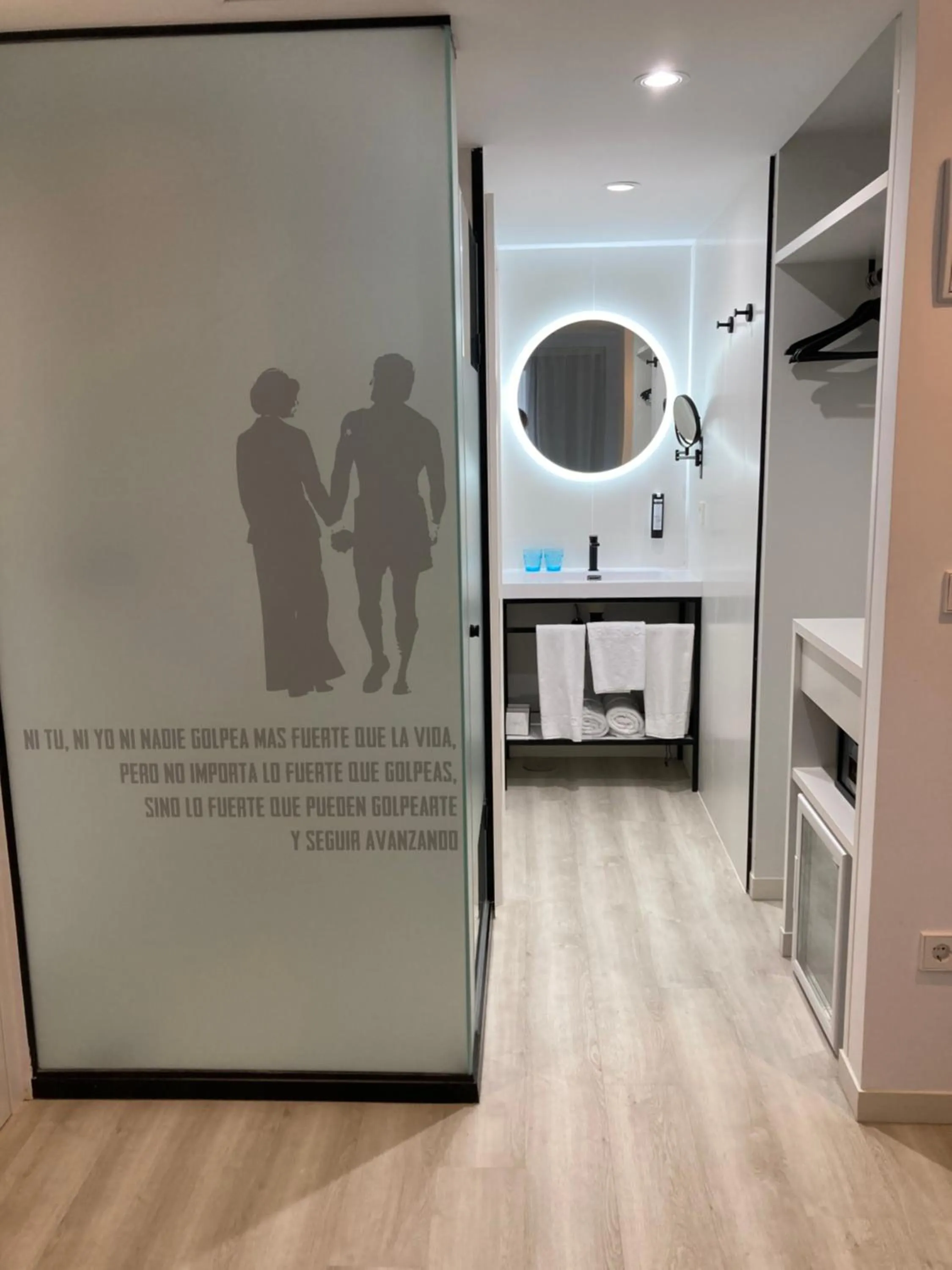 Bedroom in Dormirdcine Alicante