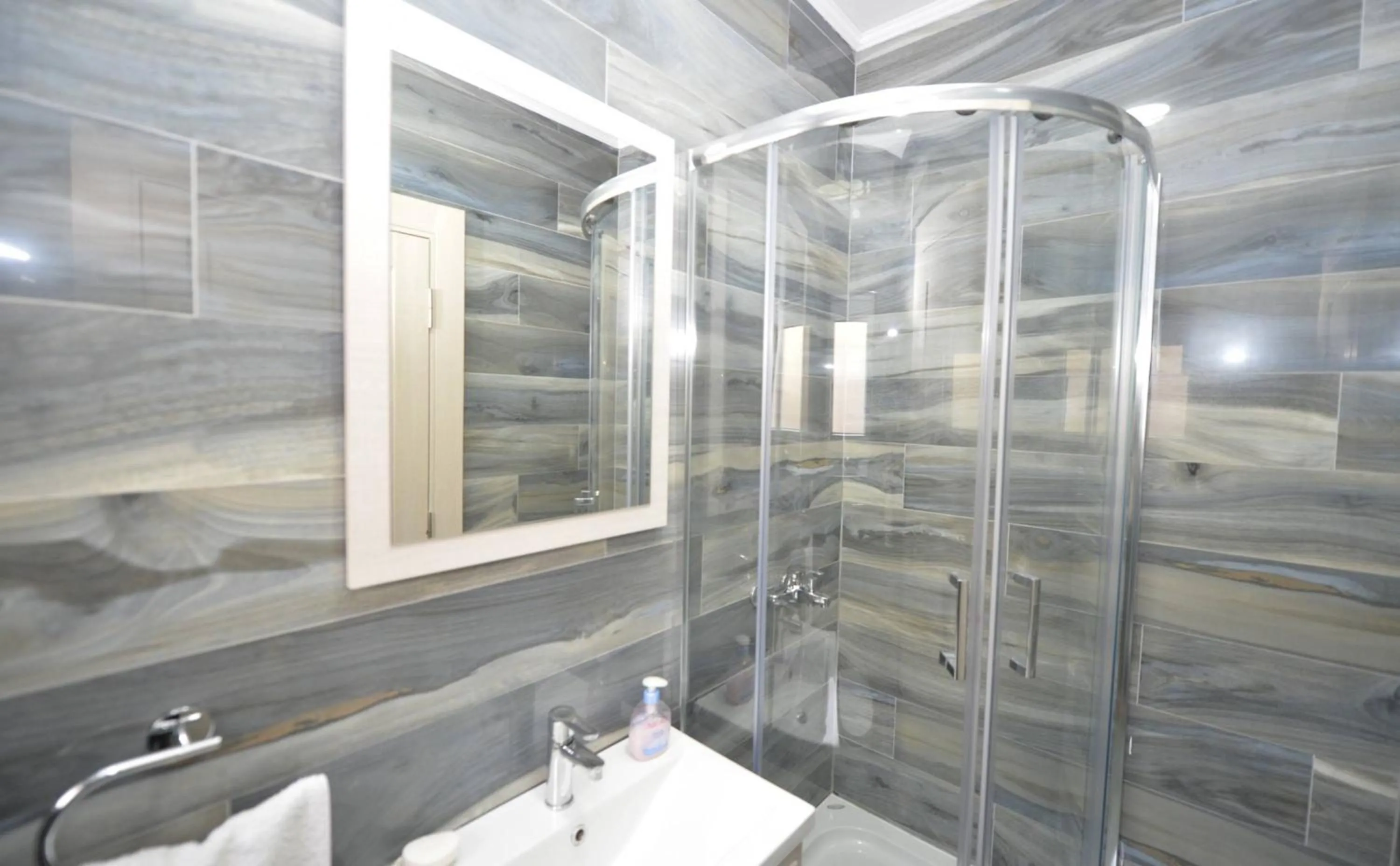 J & P Apartments Orahovac