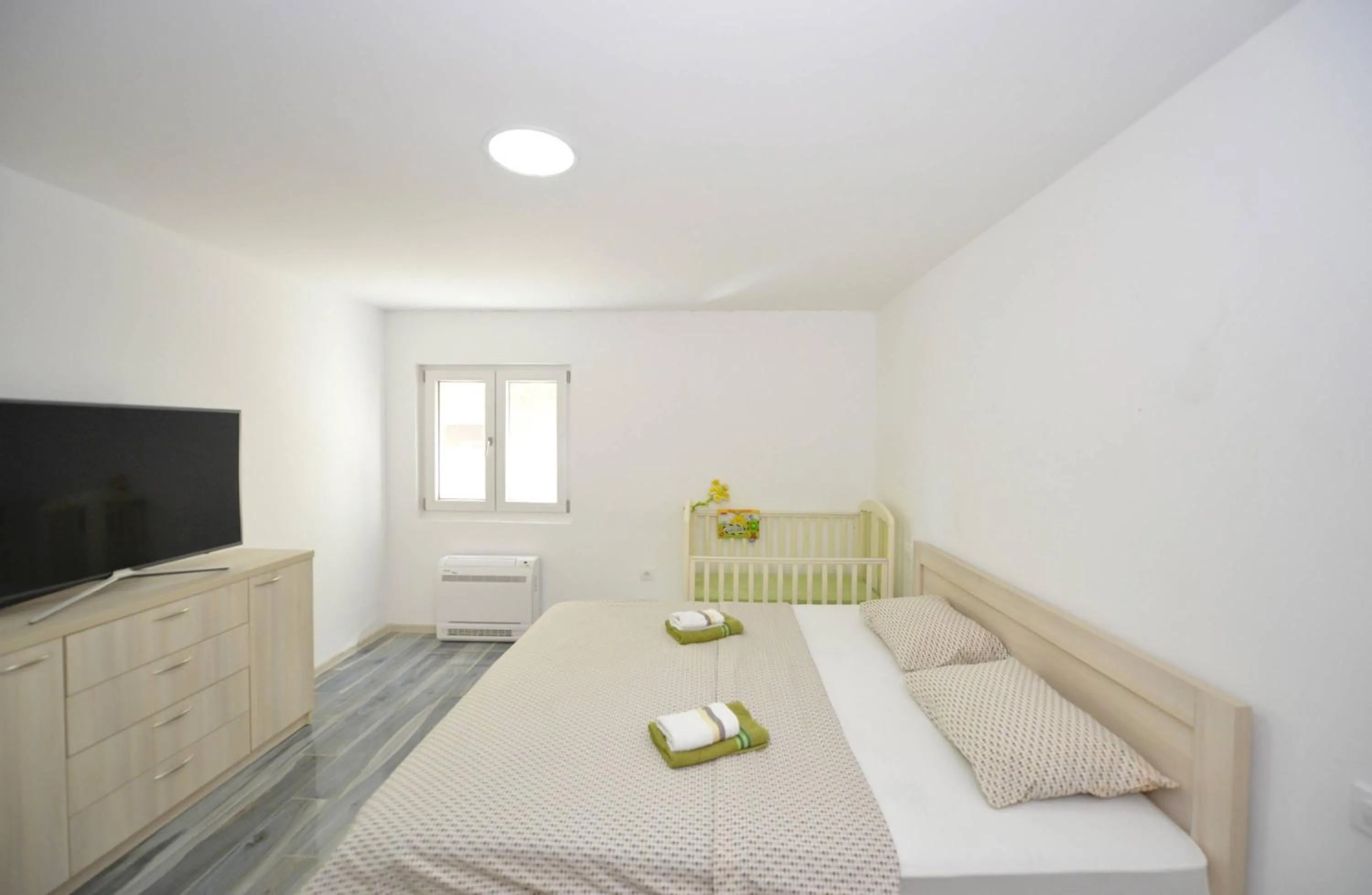 Bed in J & P Apartments Orahovac