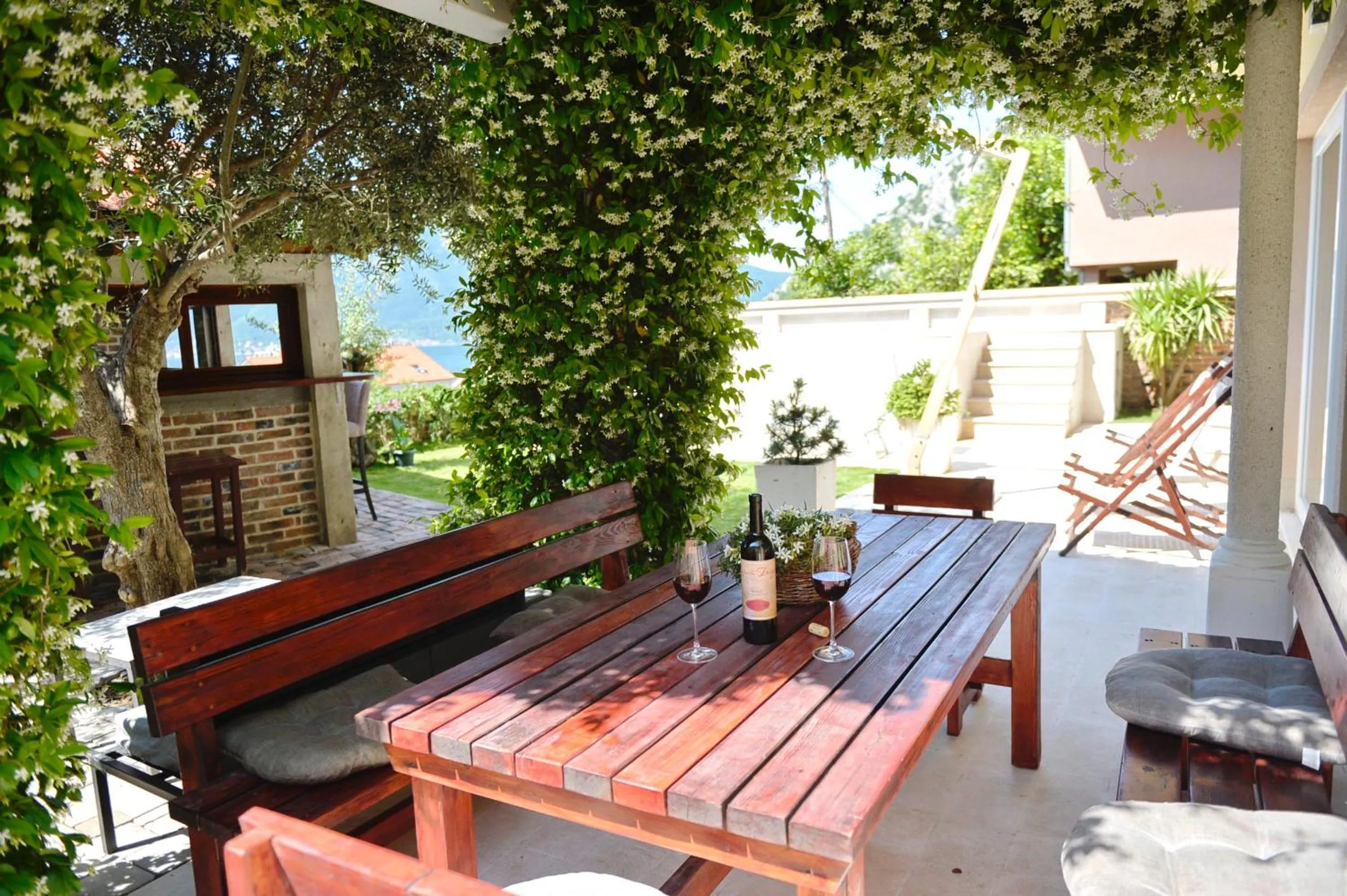 J & P Apartments Orahovac