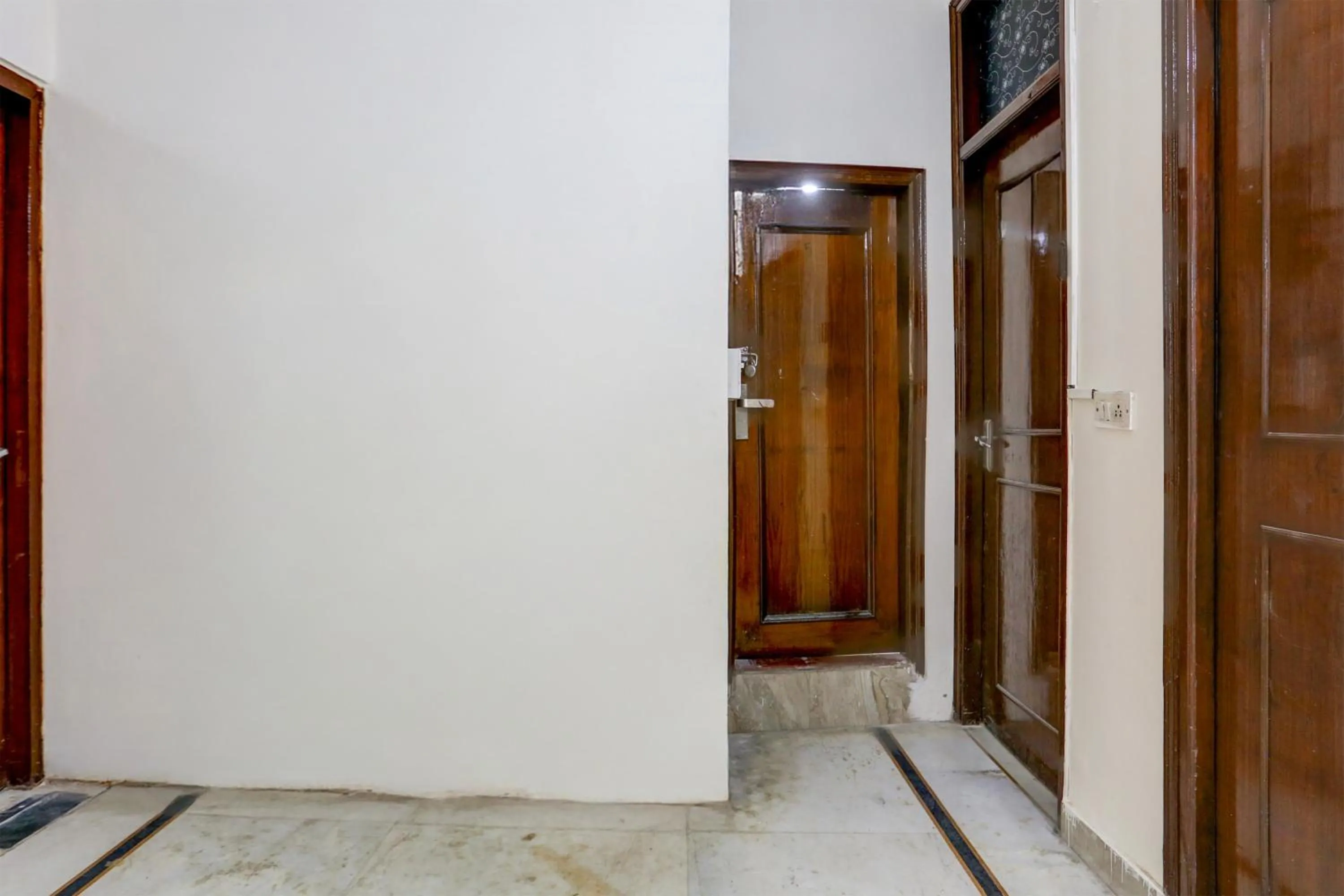 Lobby or reception in Super Hotel O Green Park Residency 2