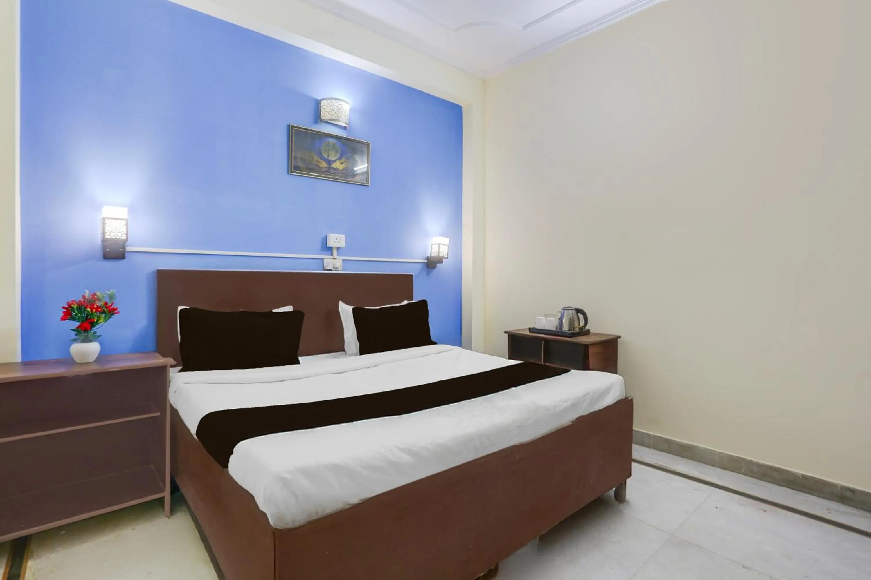 Bedroom, Bed in Super Hotel O Green Park Residency 2