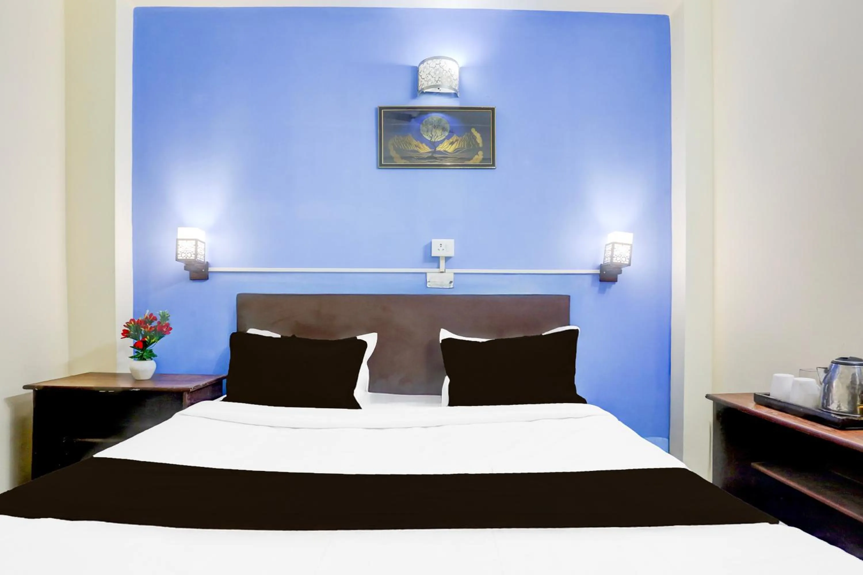 Bedroom, Bed in Super Hotel O Green Park Residency 2