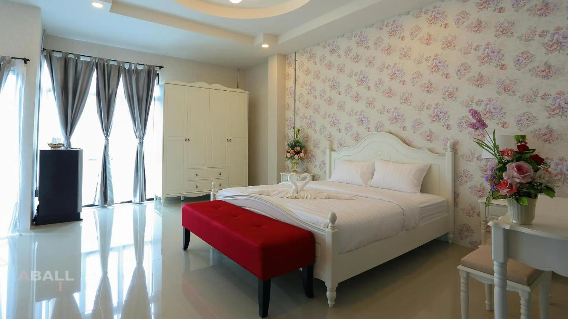 Bedroom, Bed in ToffyHome