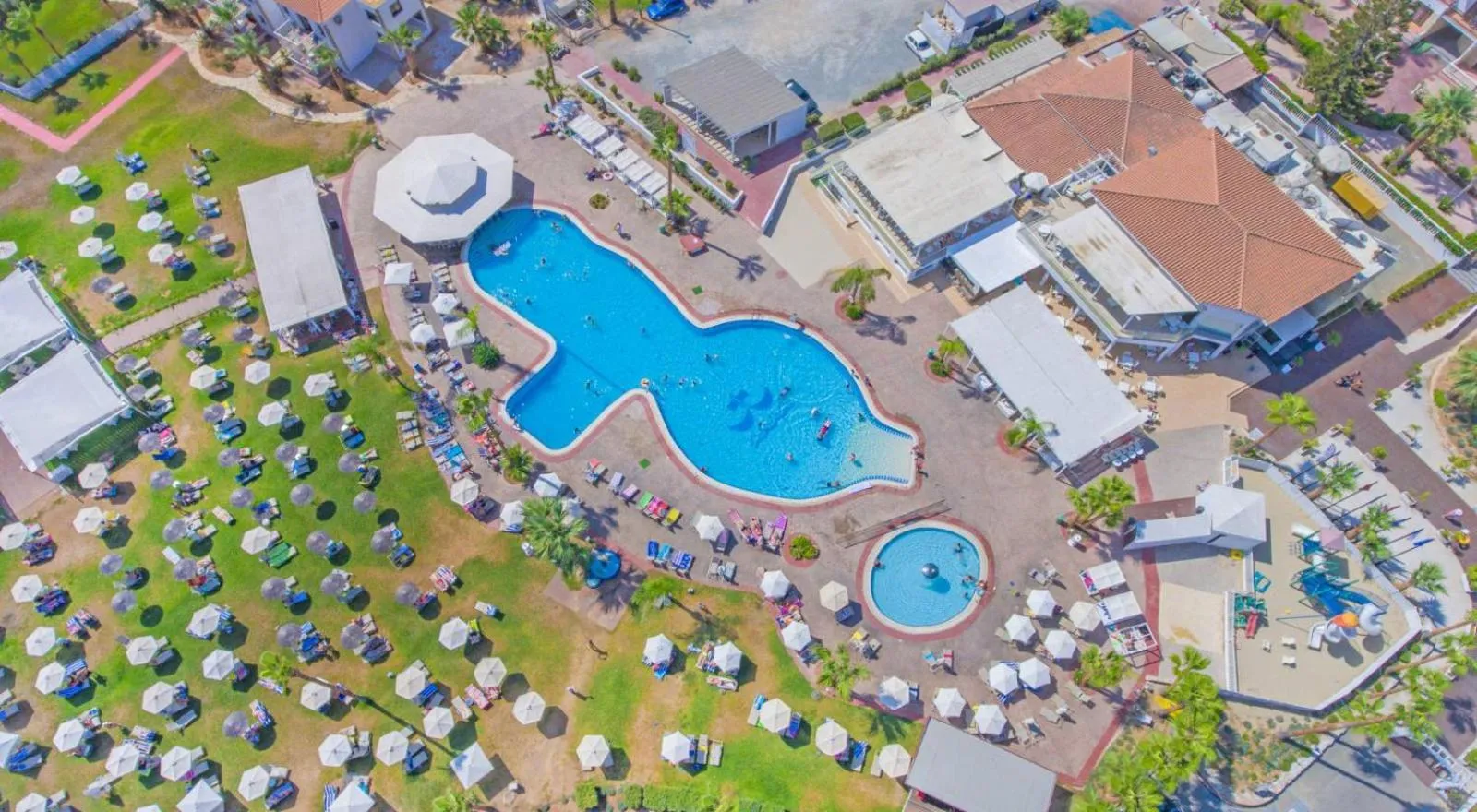 Marlita Beach Hotel Apartments