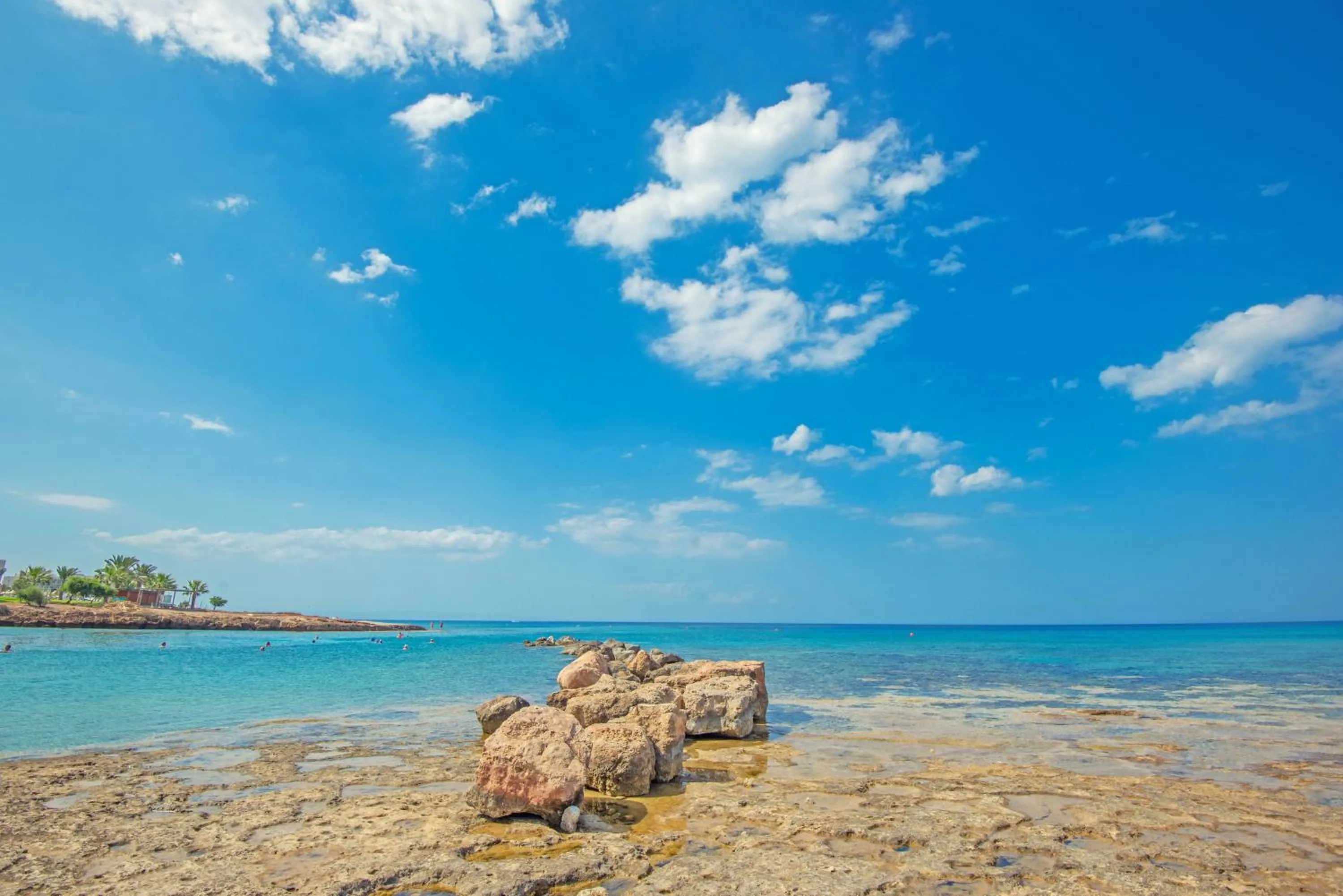 Marlita Beach Hotel Apartments