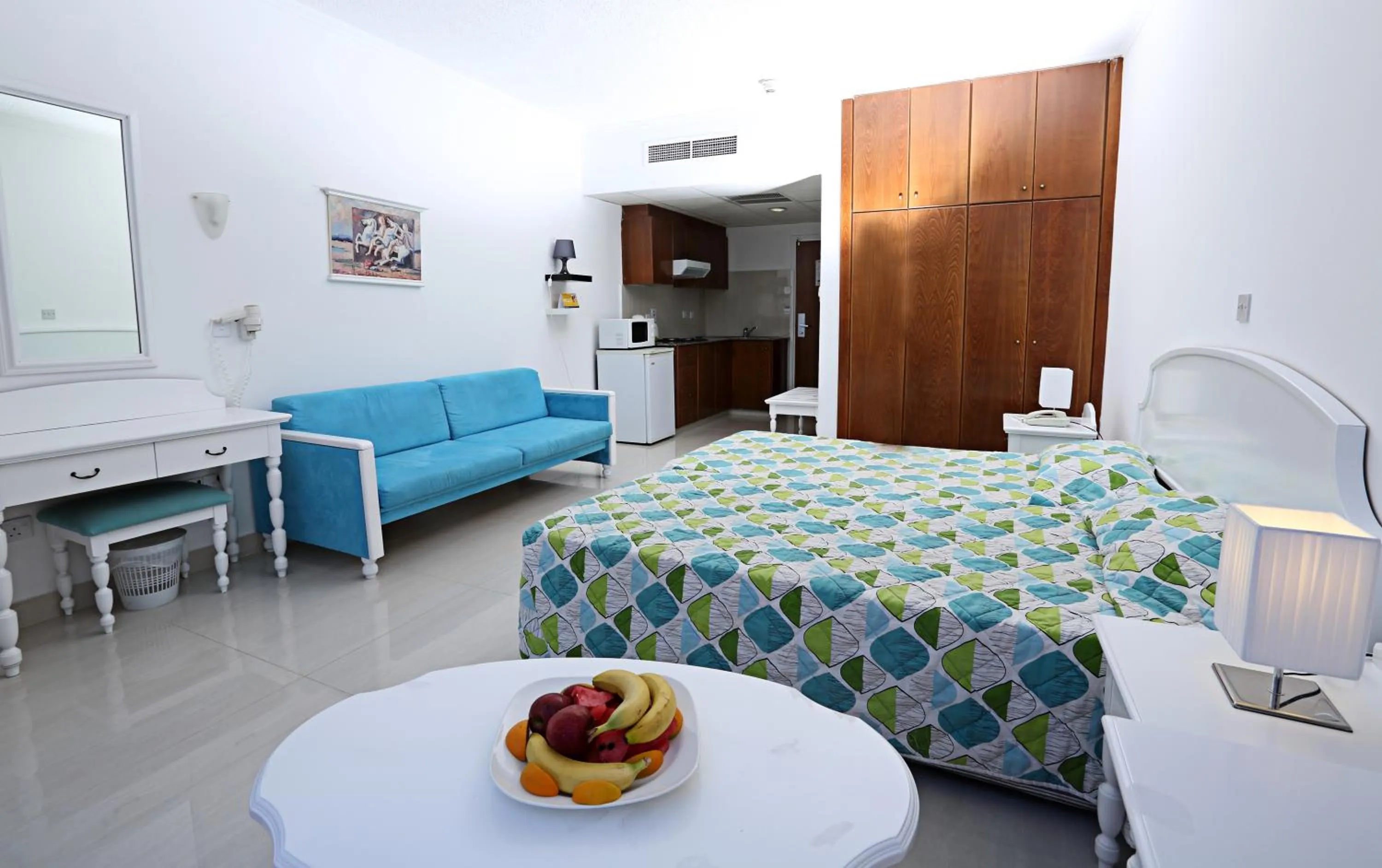 Marlita Beach Hotel Apartments