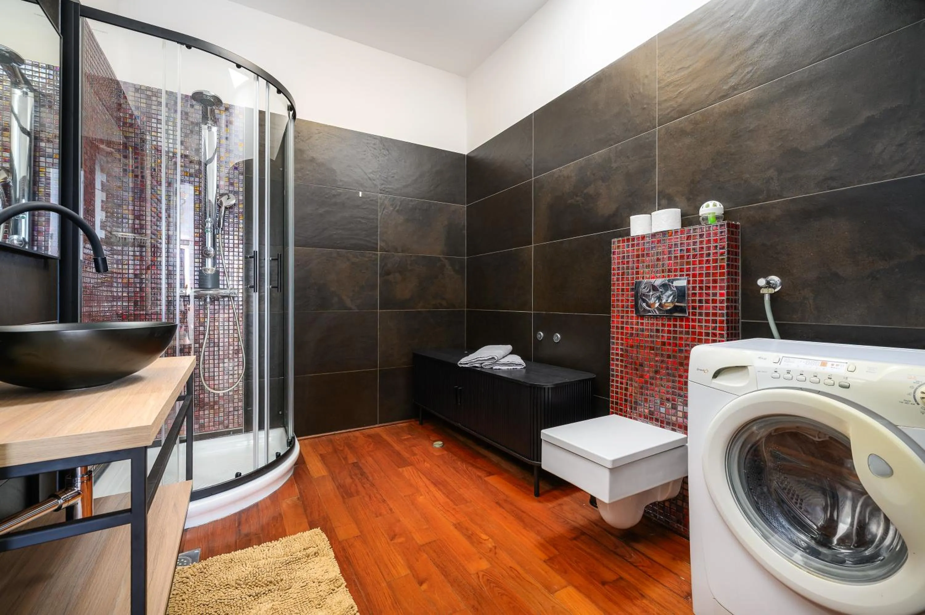 Toilet in Apartments Susanna