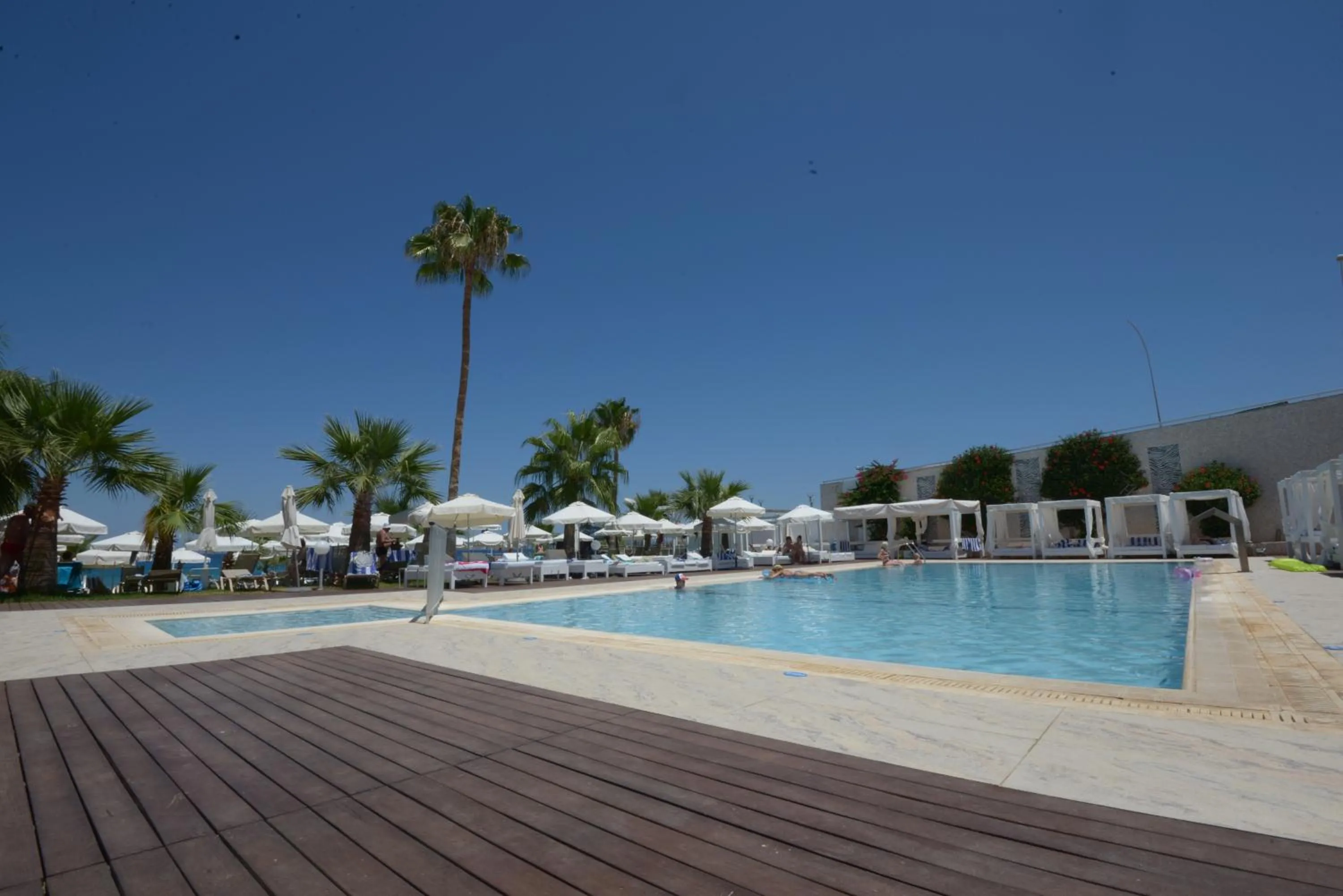 Silver Sands Beach Hotel