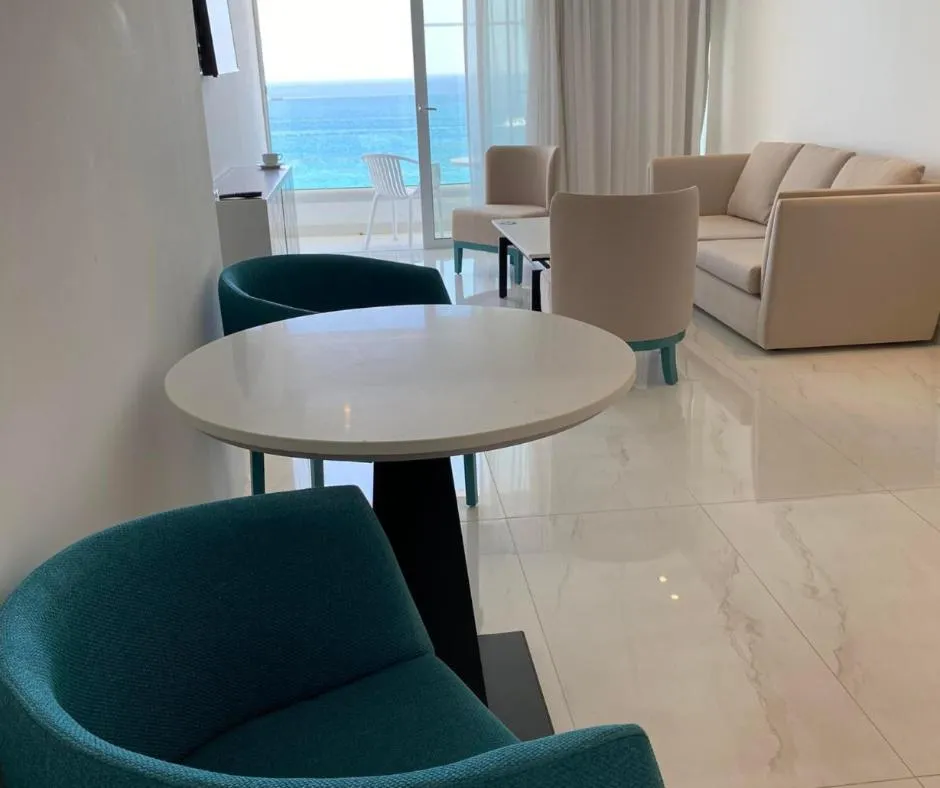 Living room in Silver Sands Beach Hotel
