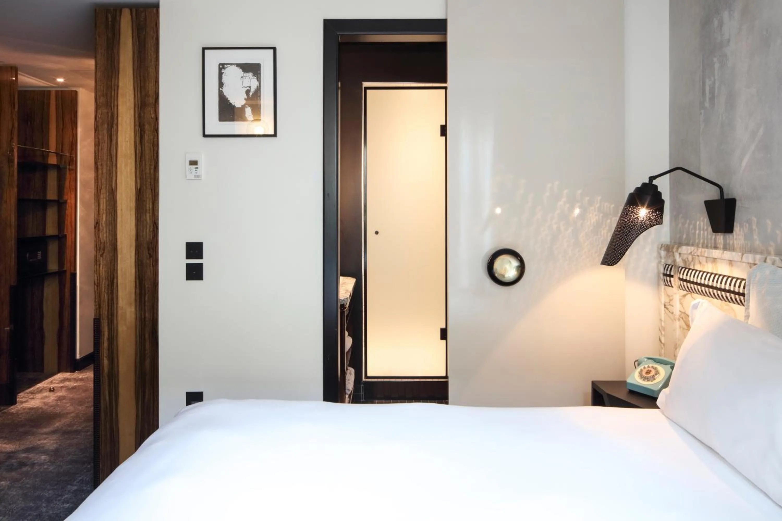 Bed in Hotel Les Bains Paris