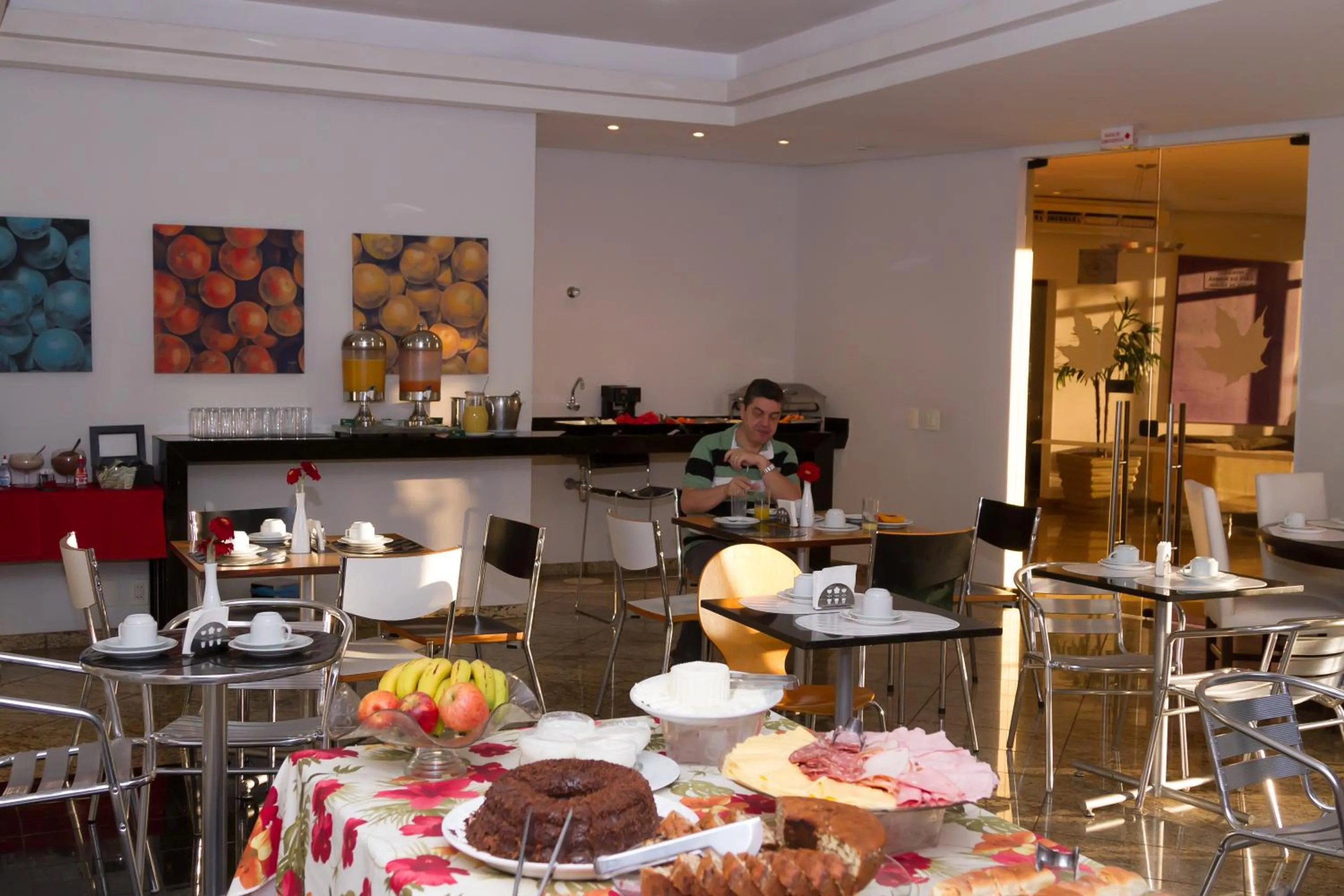 American breakfast in Hotel Canada