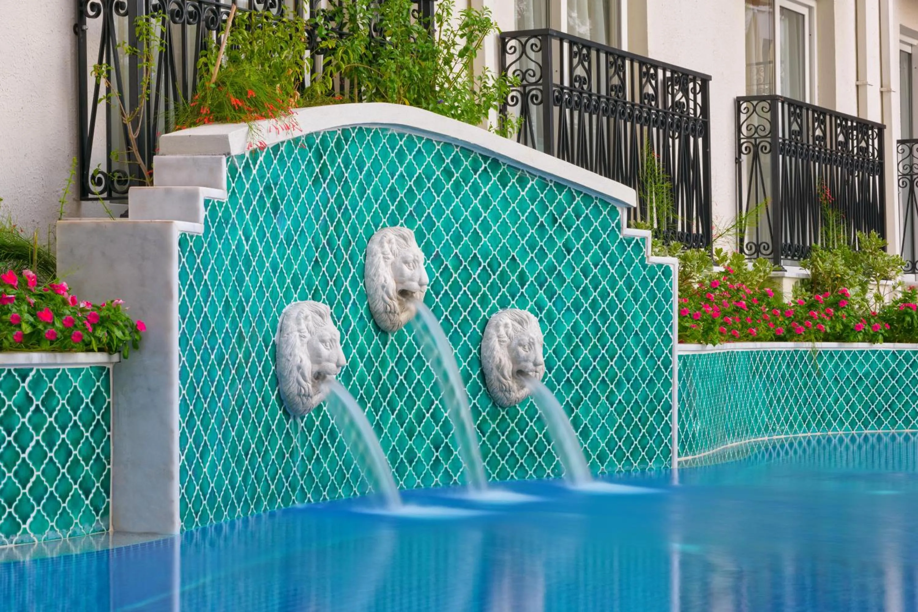 Swimming pool in Antique Roman Palace Museum Hotel - Adults Only Ultra All Inclusive