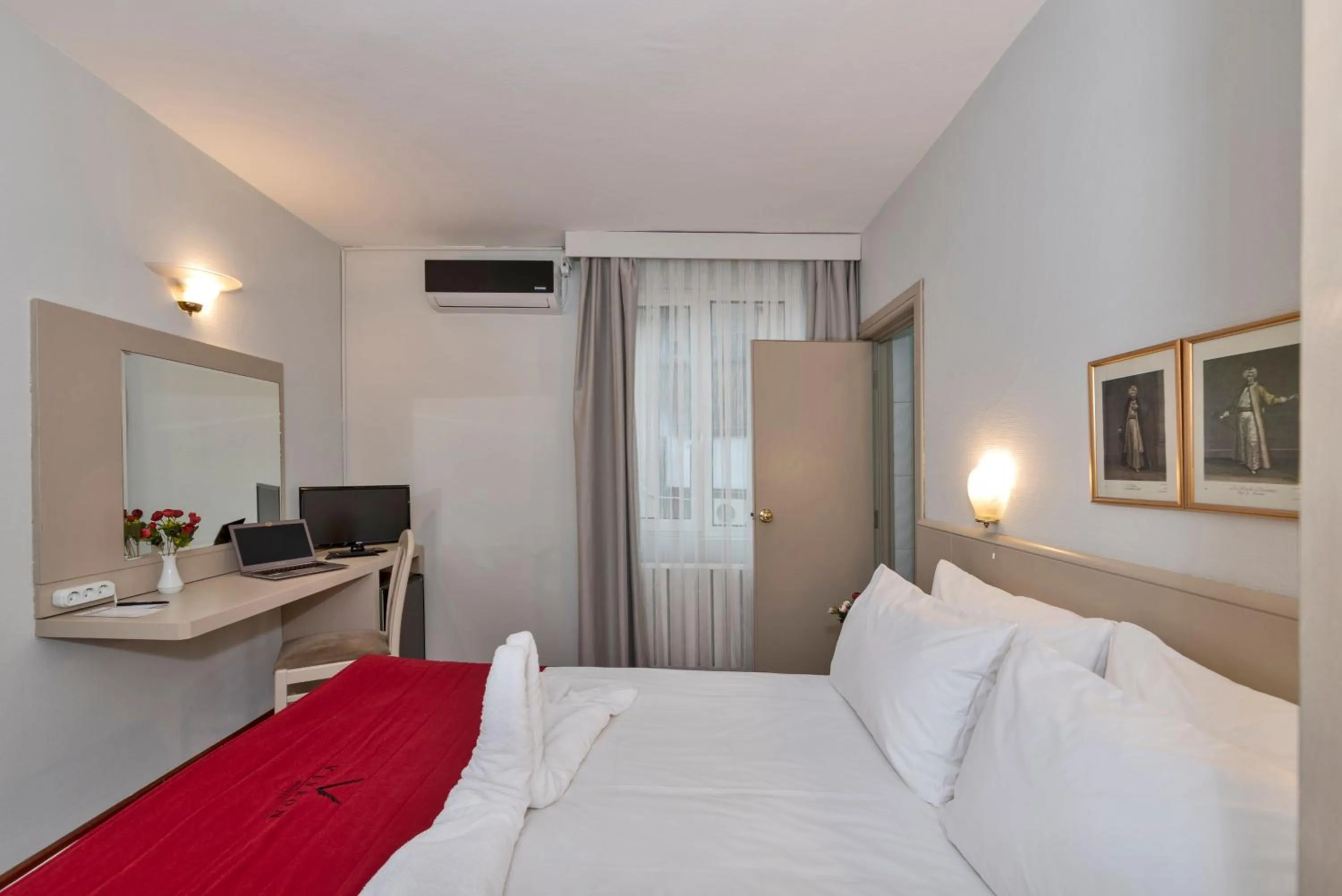 Febor Park İstanbul Levent Hotel