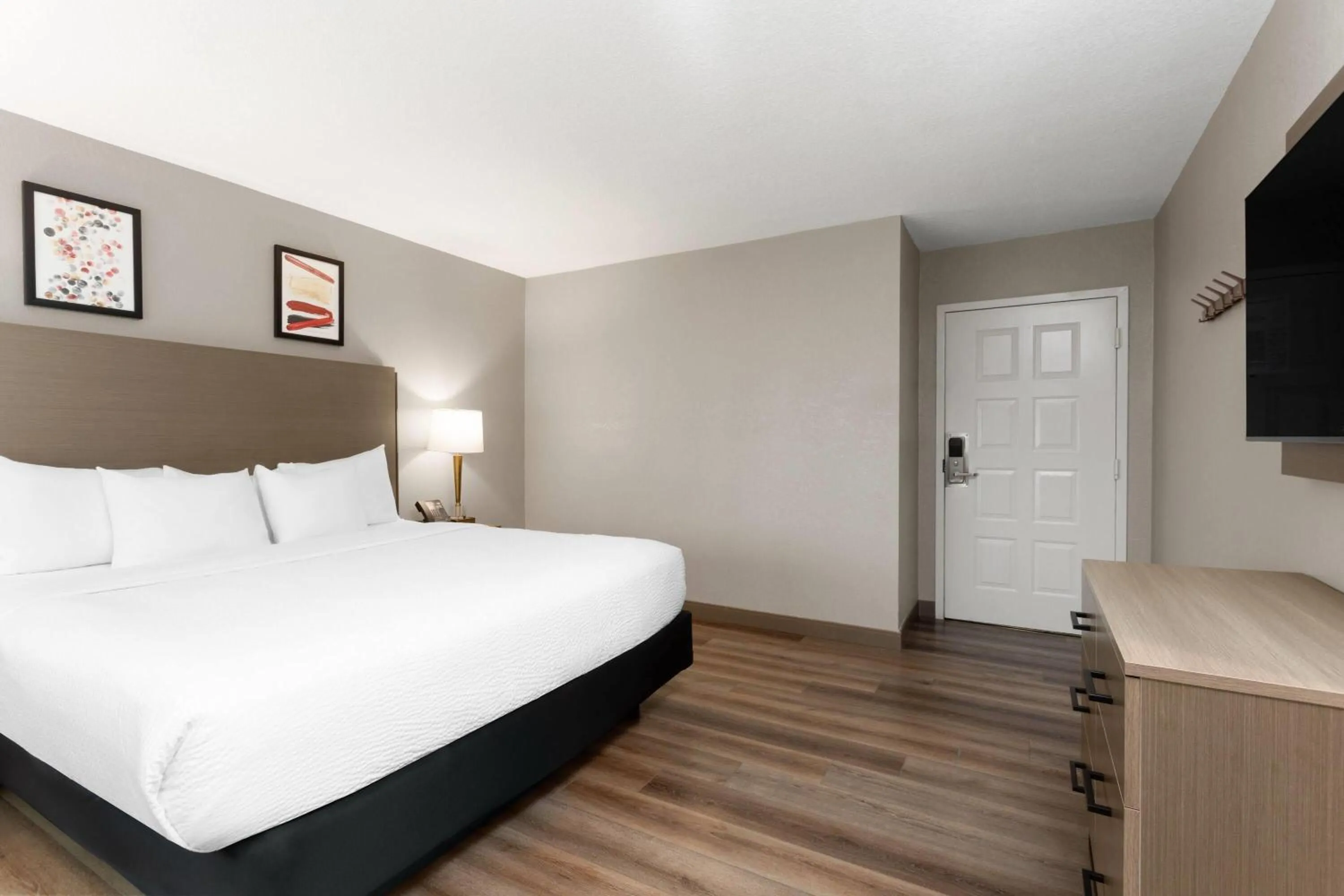 Photo of the whole room, Bed in Hawthorn Extended Stay by Wyndham Ft Lauderdale Cypress Crk