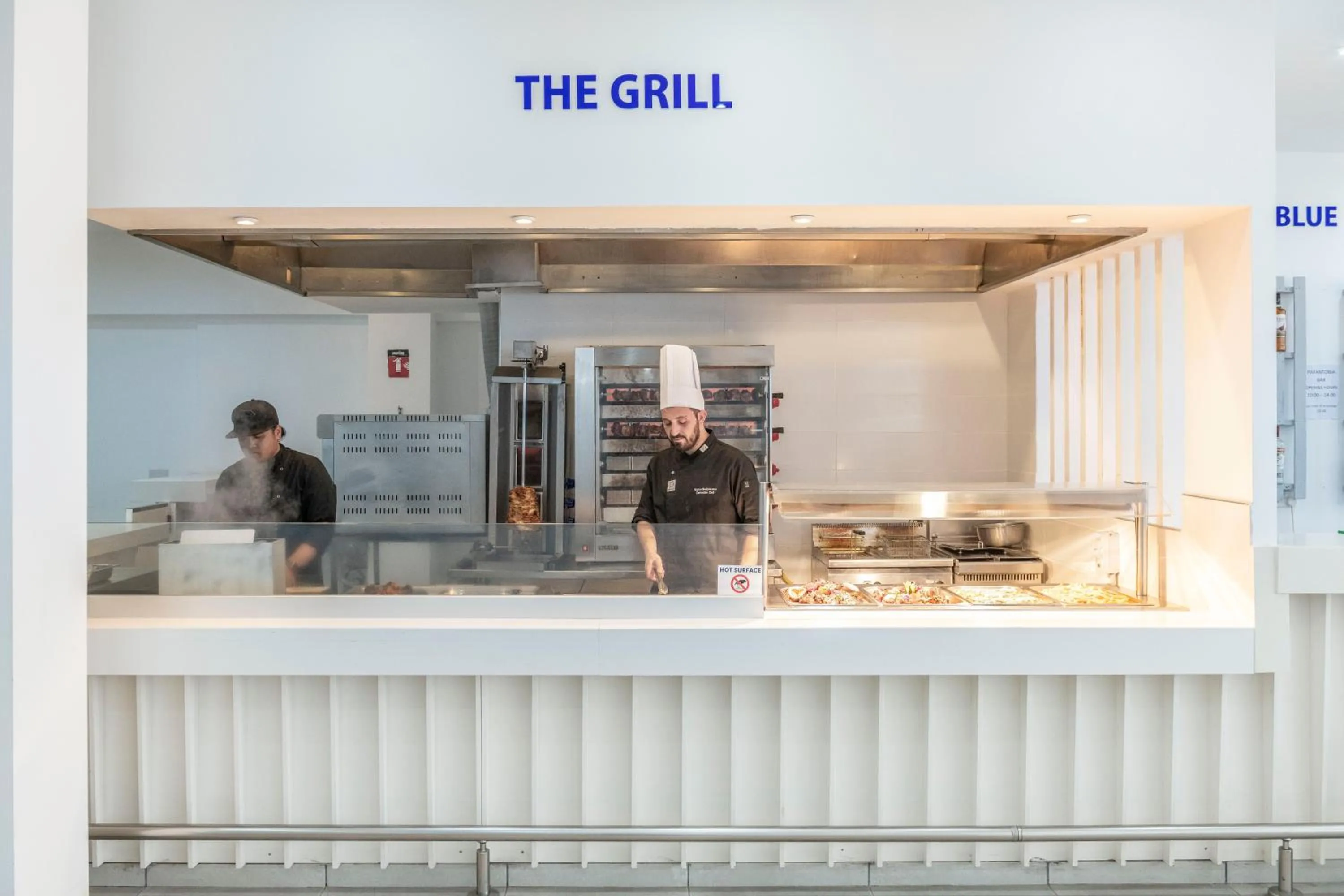 Kitchen or kitchenette in Papantonia Hotel