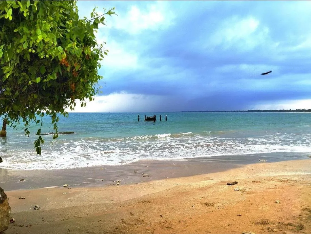 The Beach house by Kay Jay Hotels