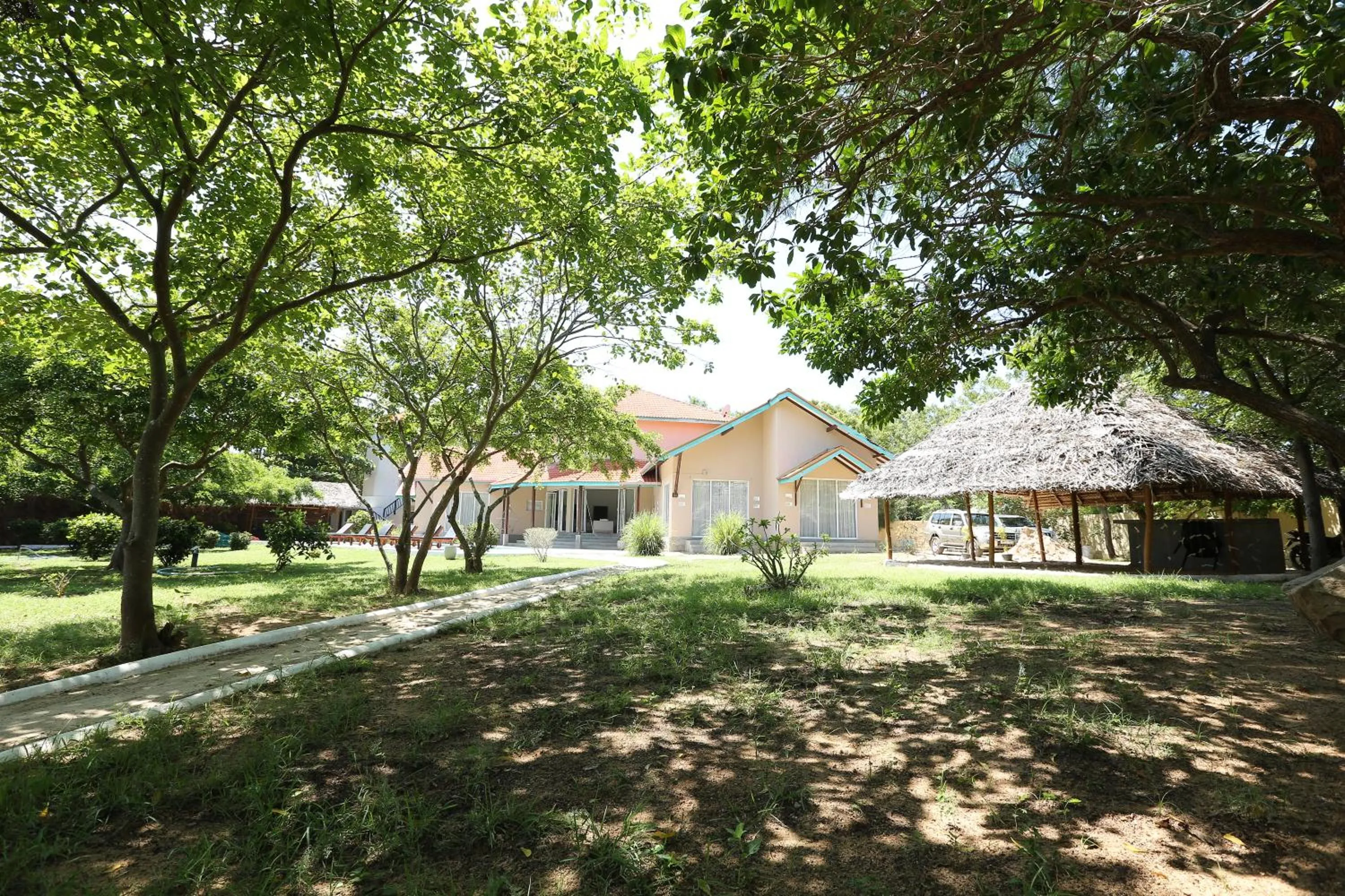 The Beach house by Kay Jay Hotels