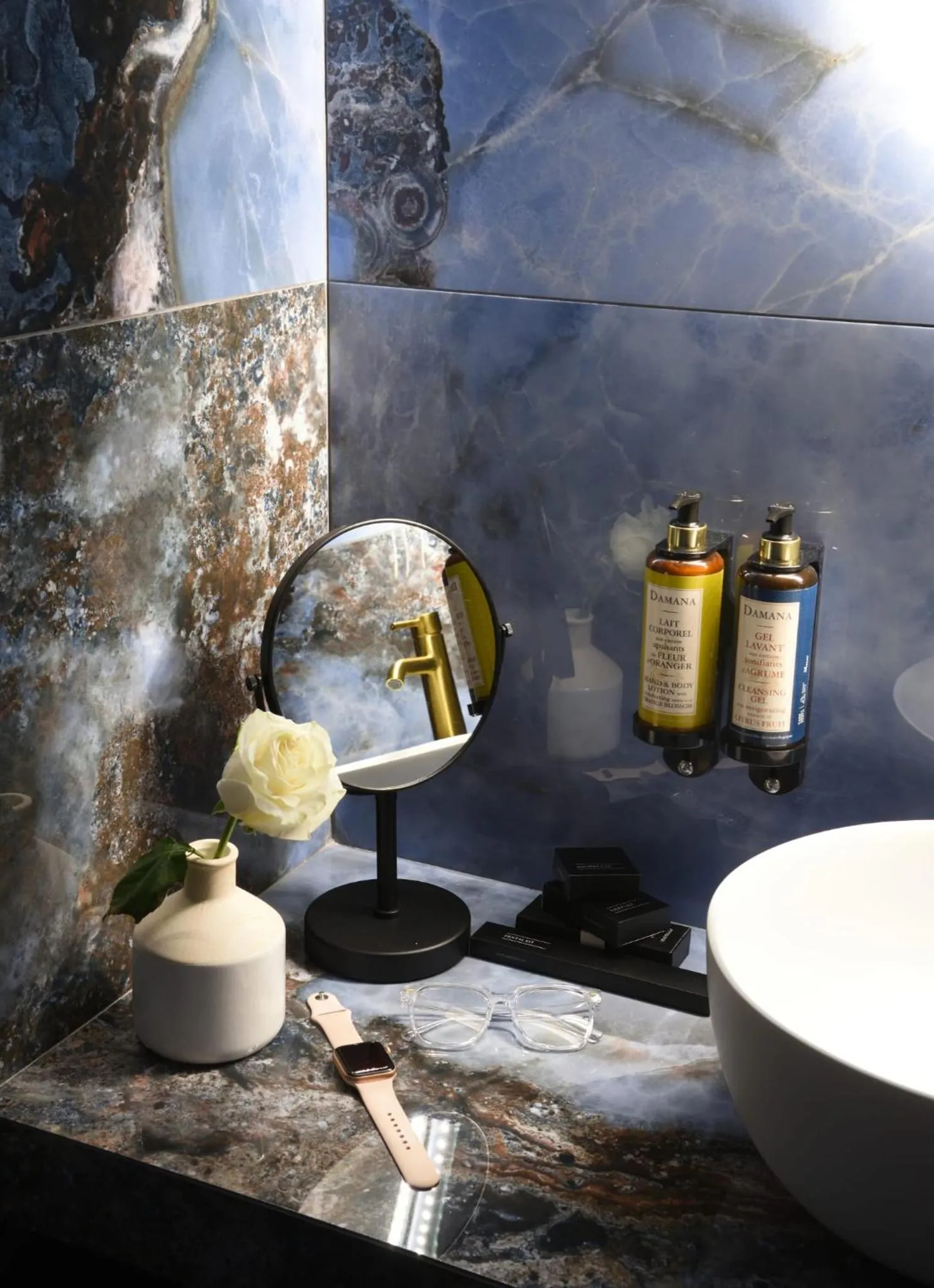 Bathroom in The Oscar Olympic Hotel