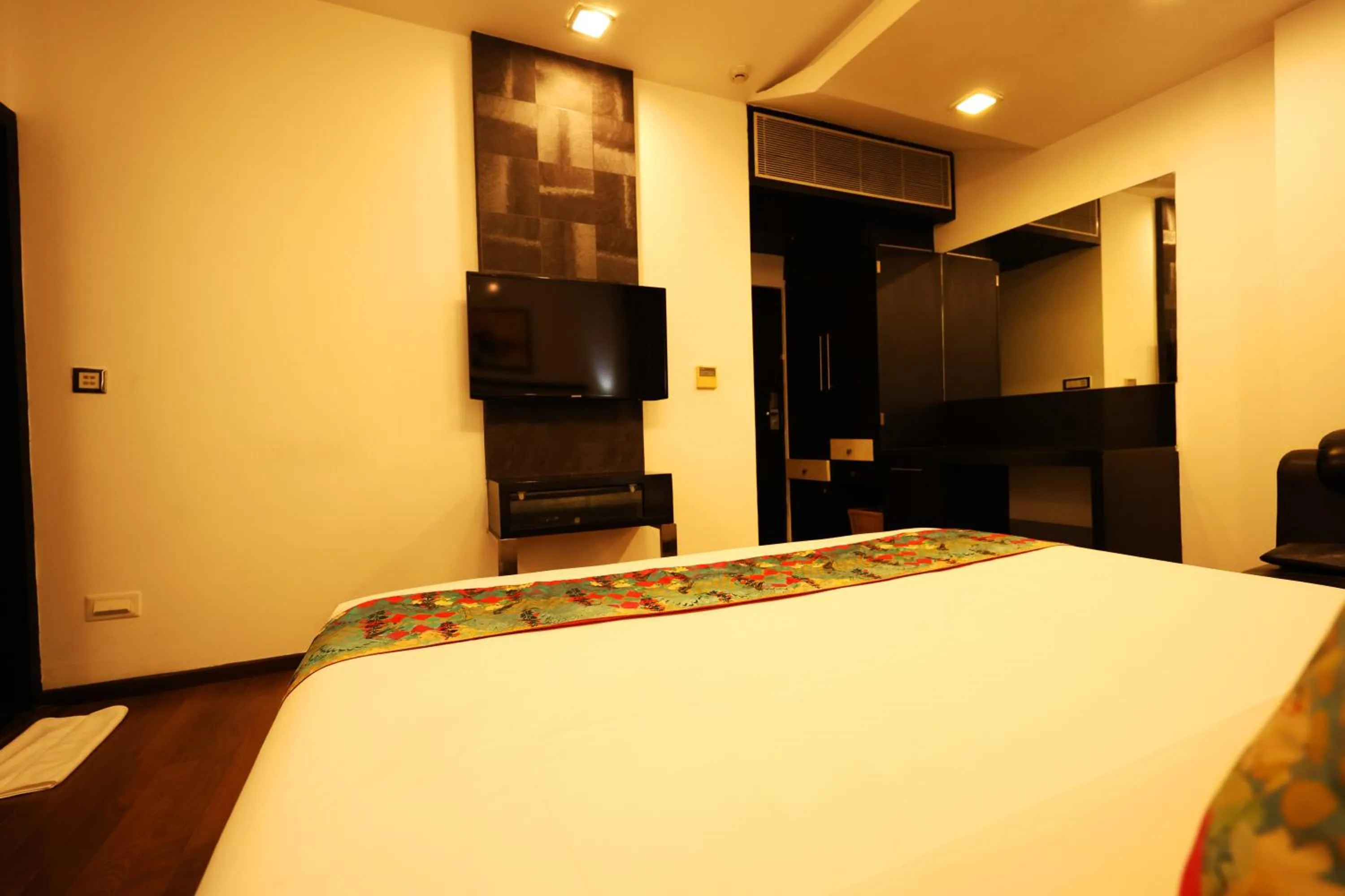 Bedroom, Bed in Purple Brigade, Bangalore