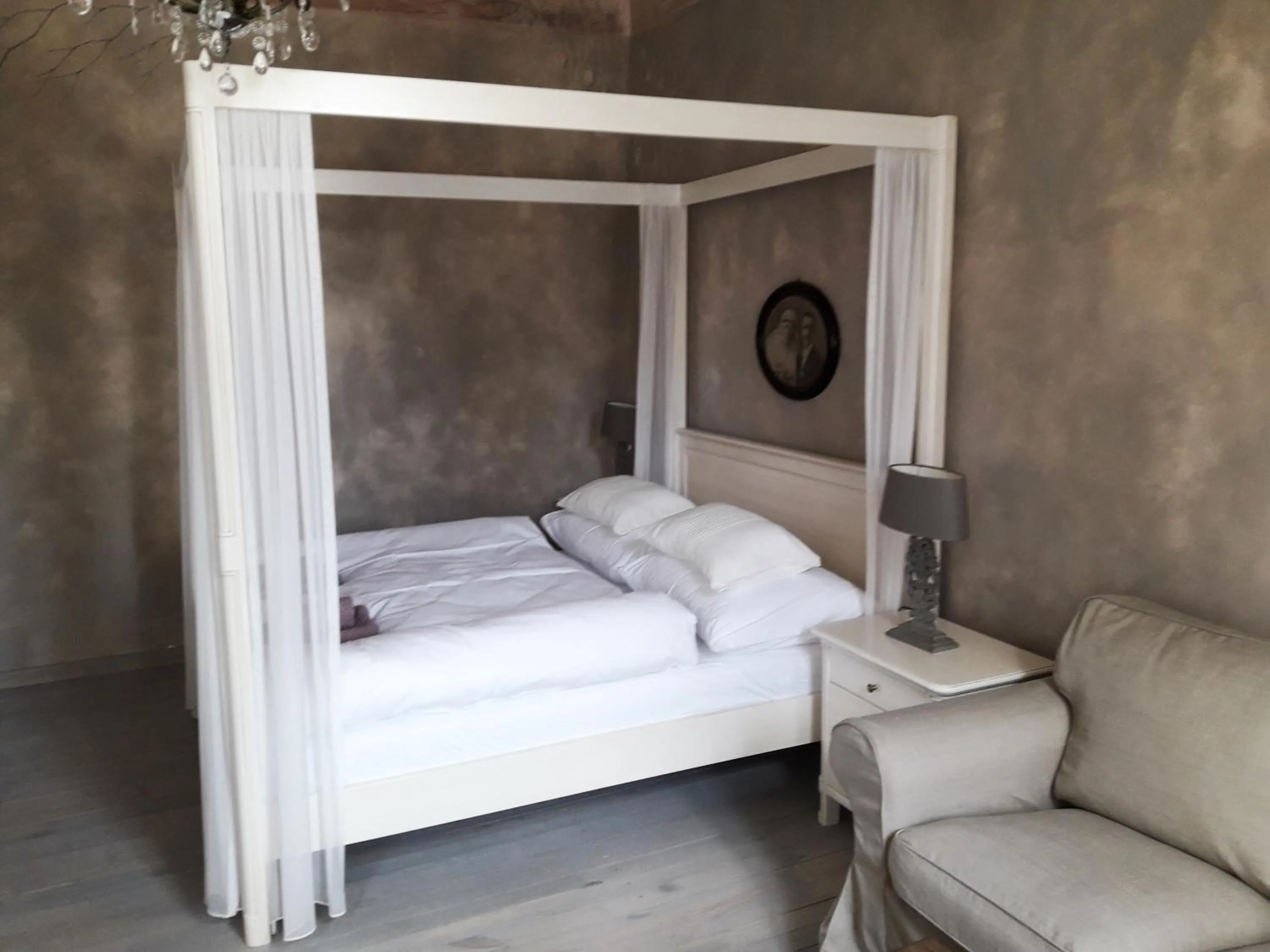 Bed in Apartments Rose Garden