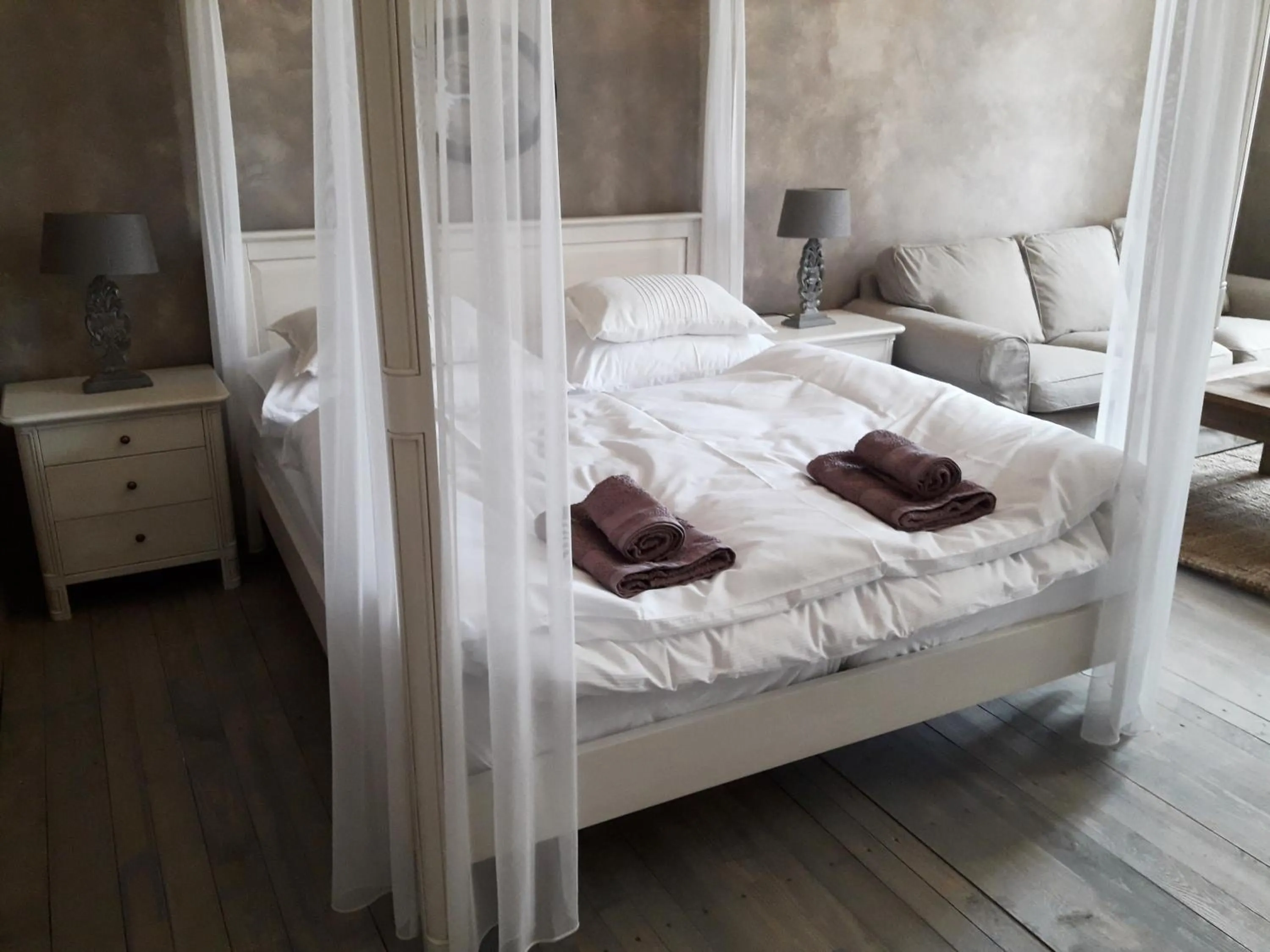 Bed in Apartments Rose Garden