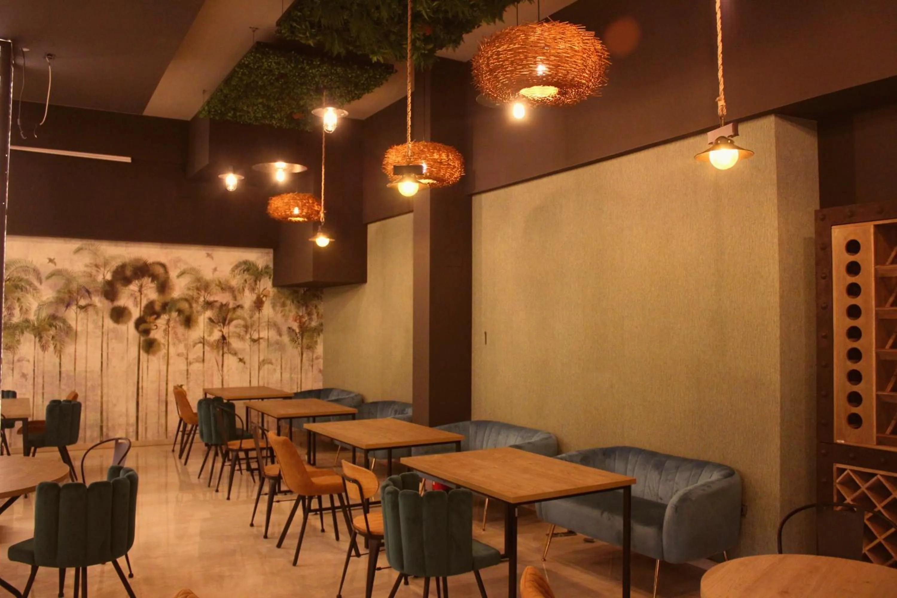 Restaurant/places to eat in Casa del Trigo