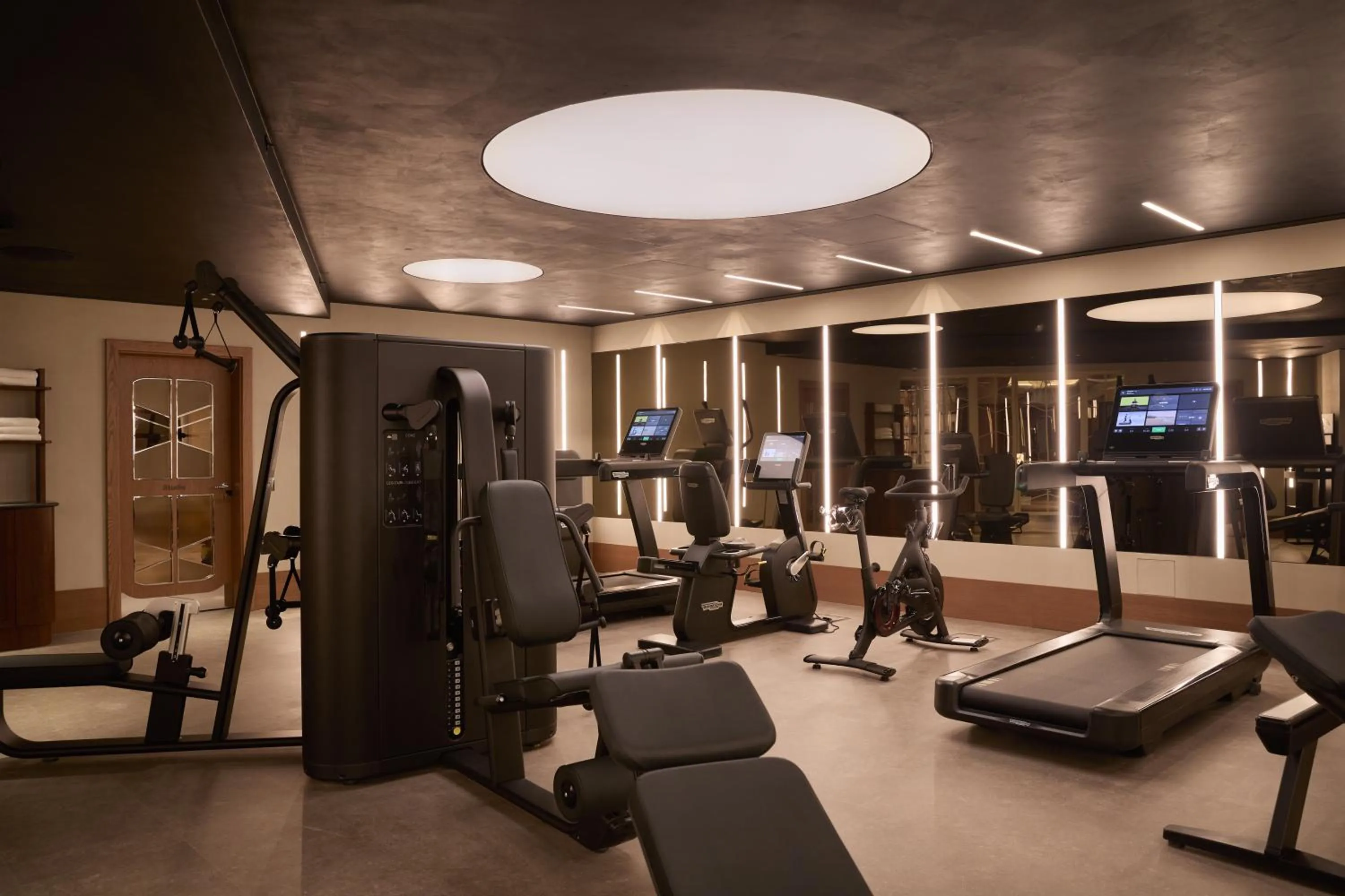 Fitness centre/facilities in The Newman