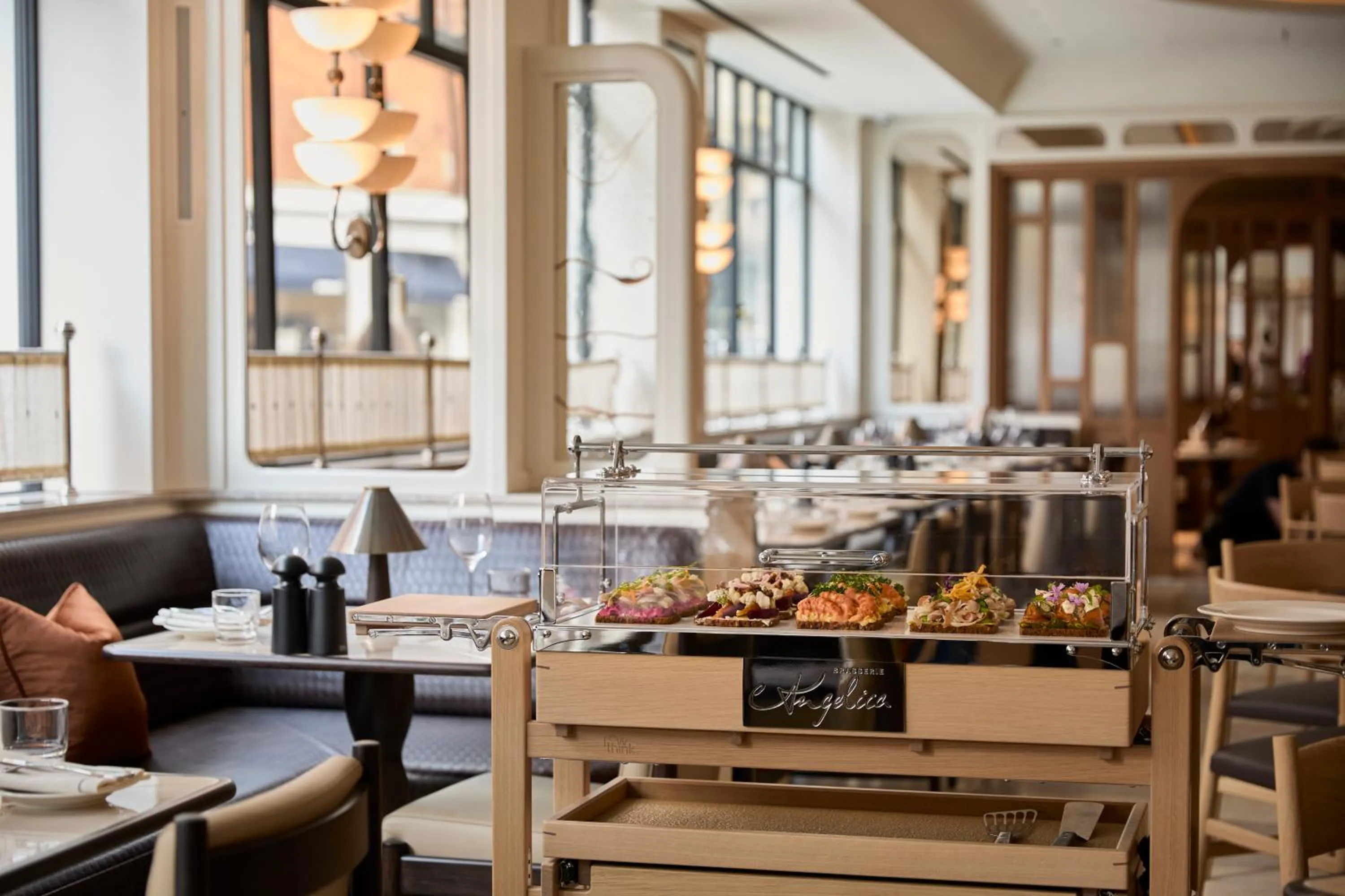 Restaurant/places to eat in The Newman