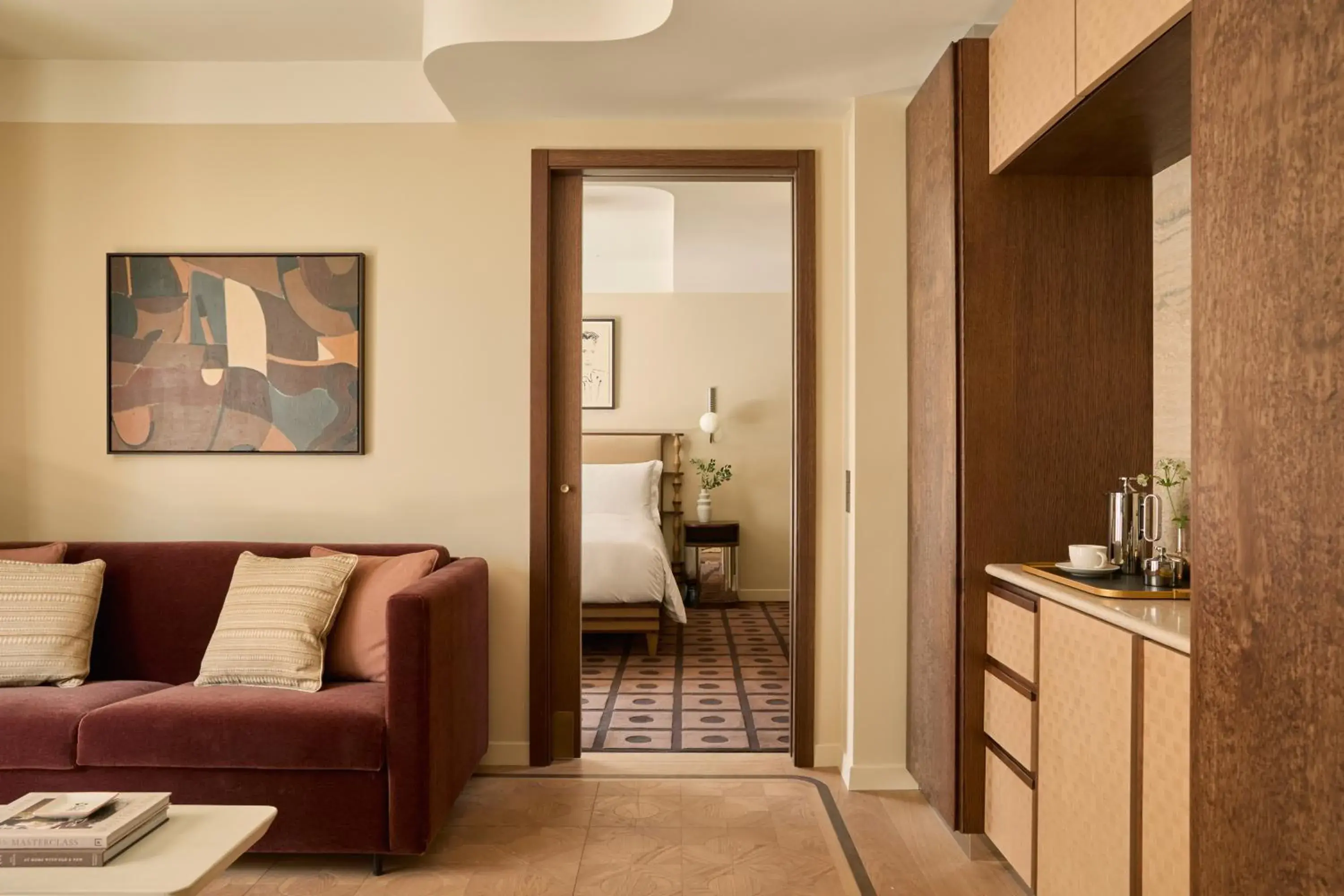 One-Bedroom Balcony Suite in The Newman One-Bedroom Balcony Suite in The Newman