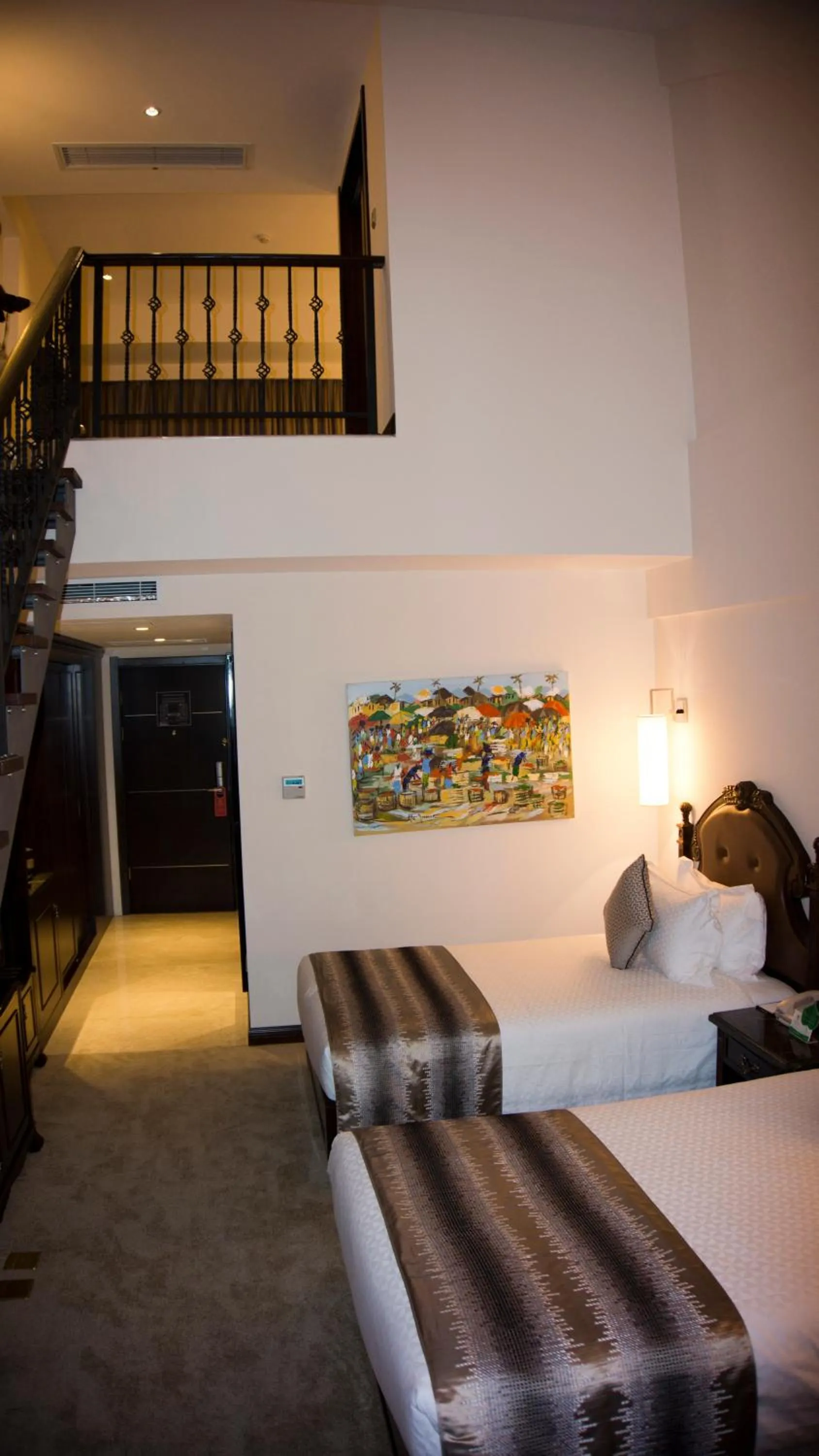 Photo of the whole room, Bed in Tang Palace Hotel