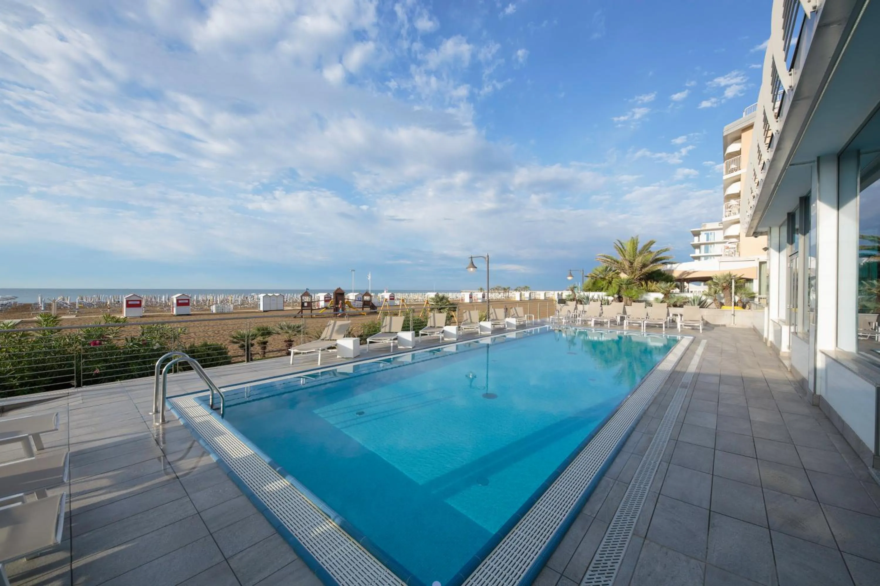 Swimming pool in Hotel Delle Nazioni - Adults Only