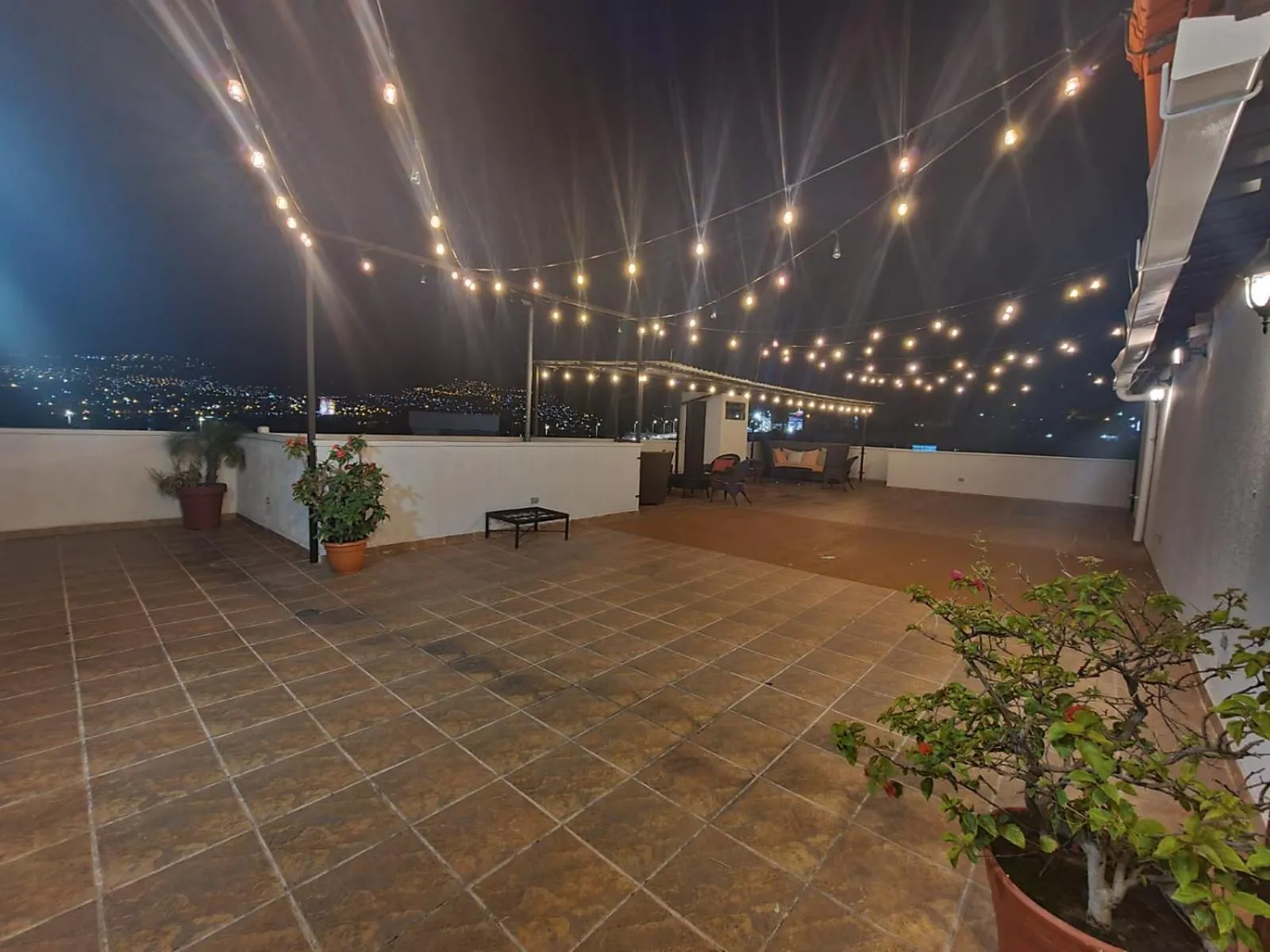 BBQ facilities in Humuya Inn