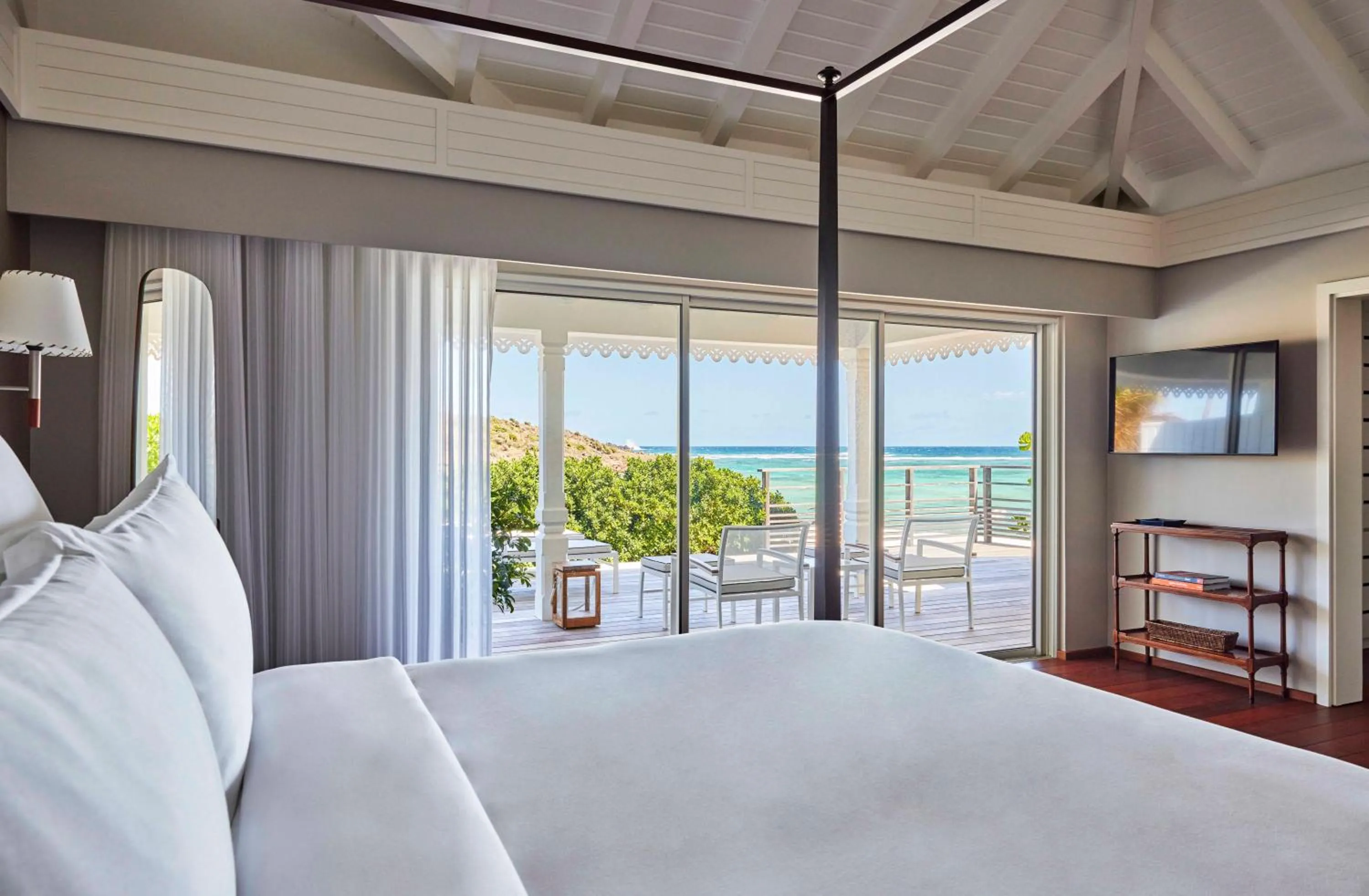 Bed in Rosewood Le Guanahani St Barth