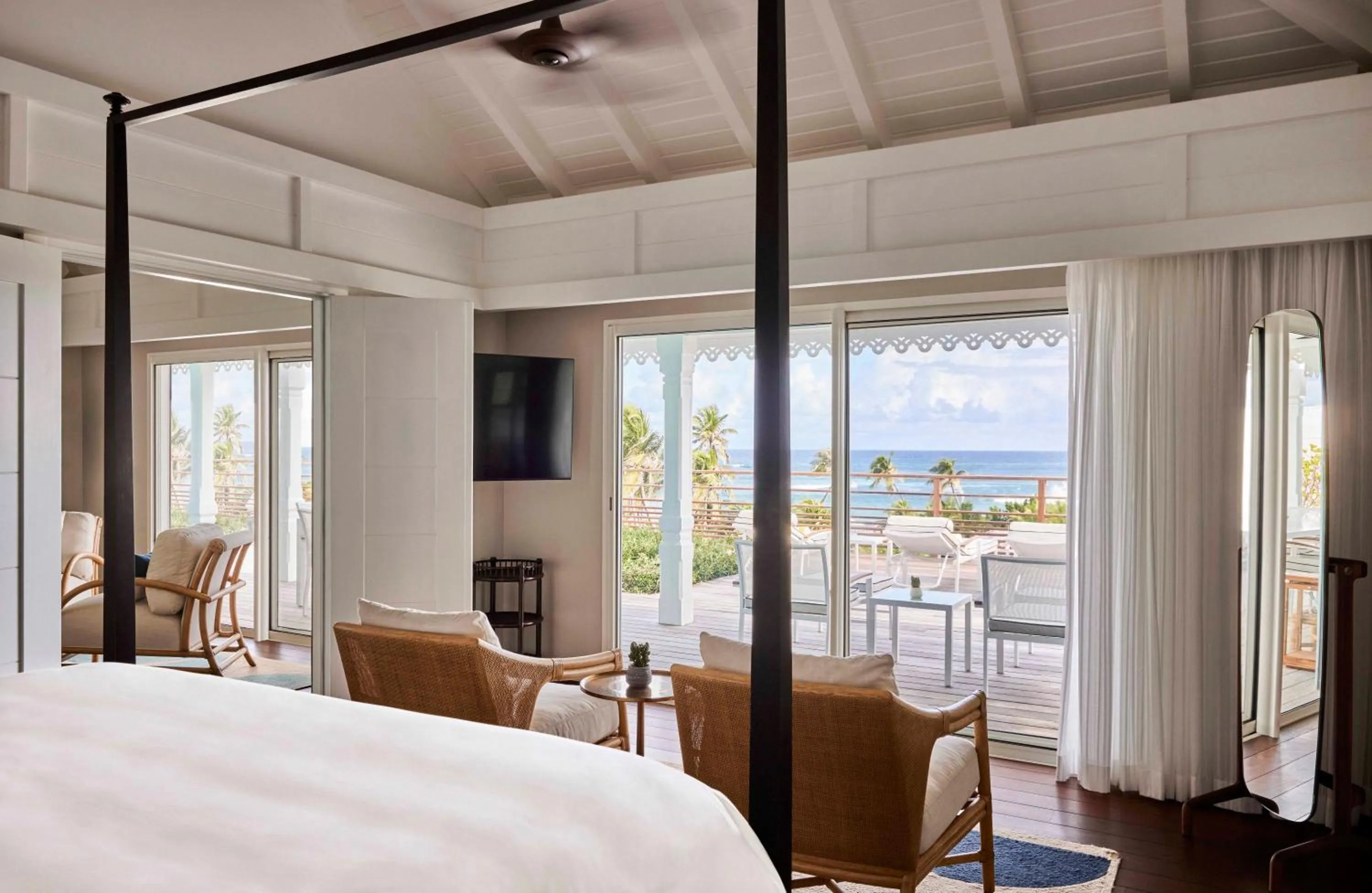 Bed in Rosewood Le Guanahani St Barth