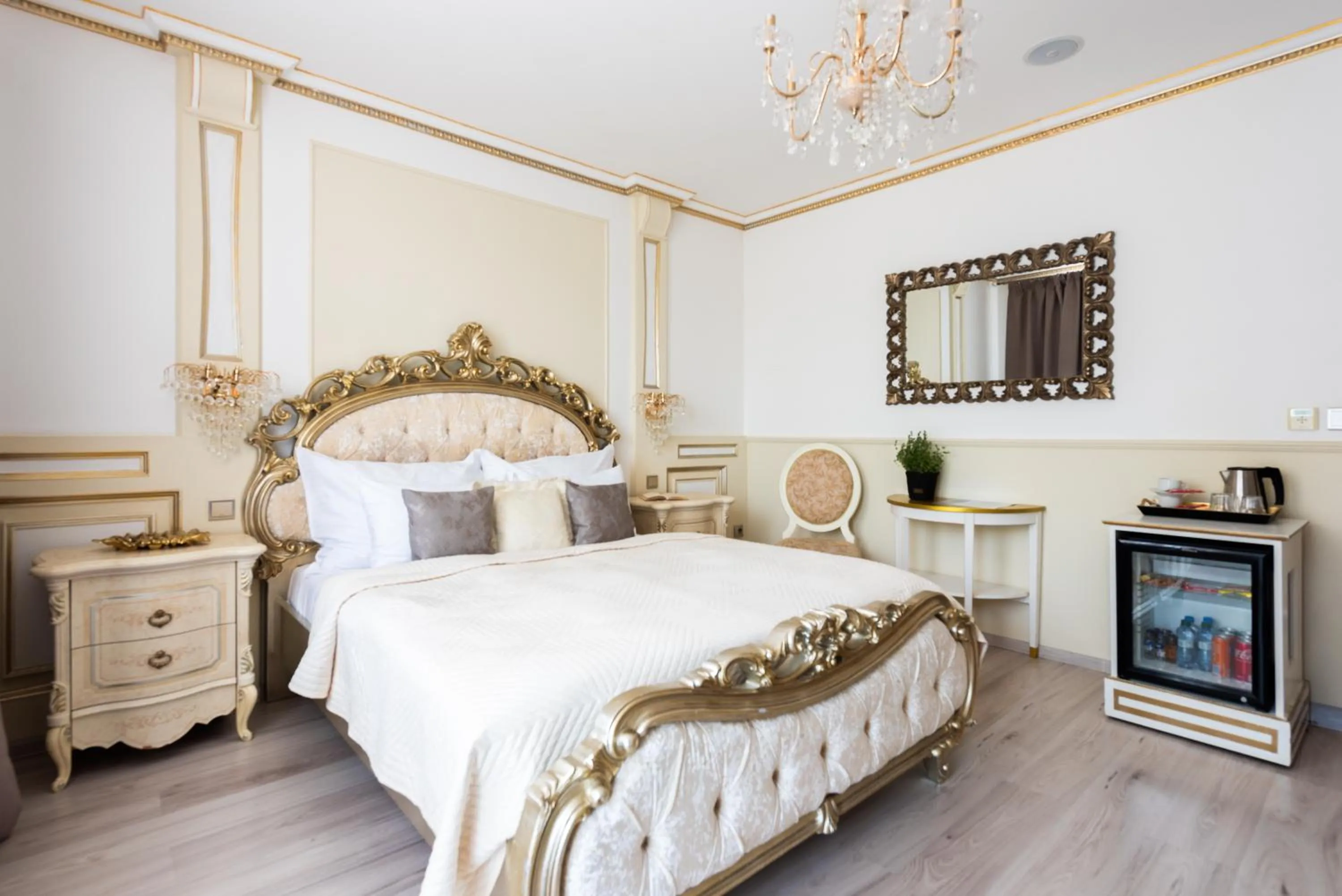 Bed in Wellness & SPA boutique Hotel pod lipkami Prague