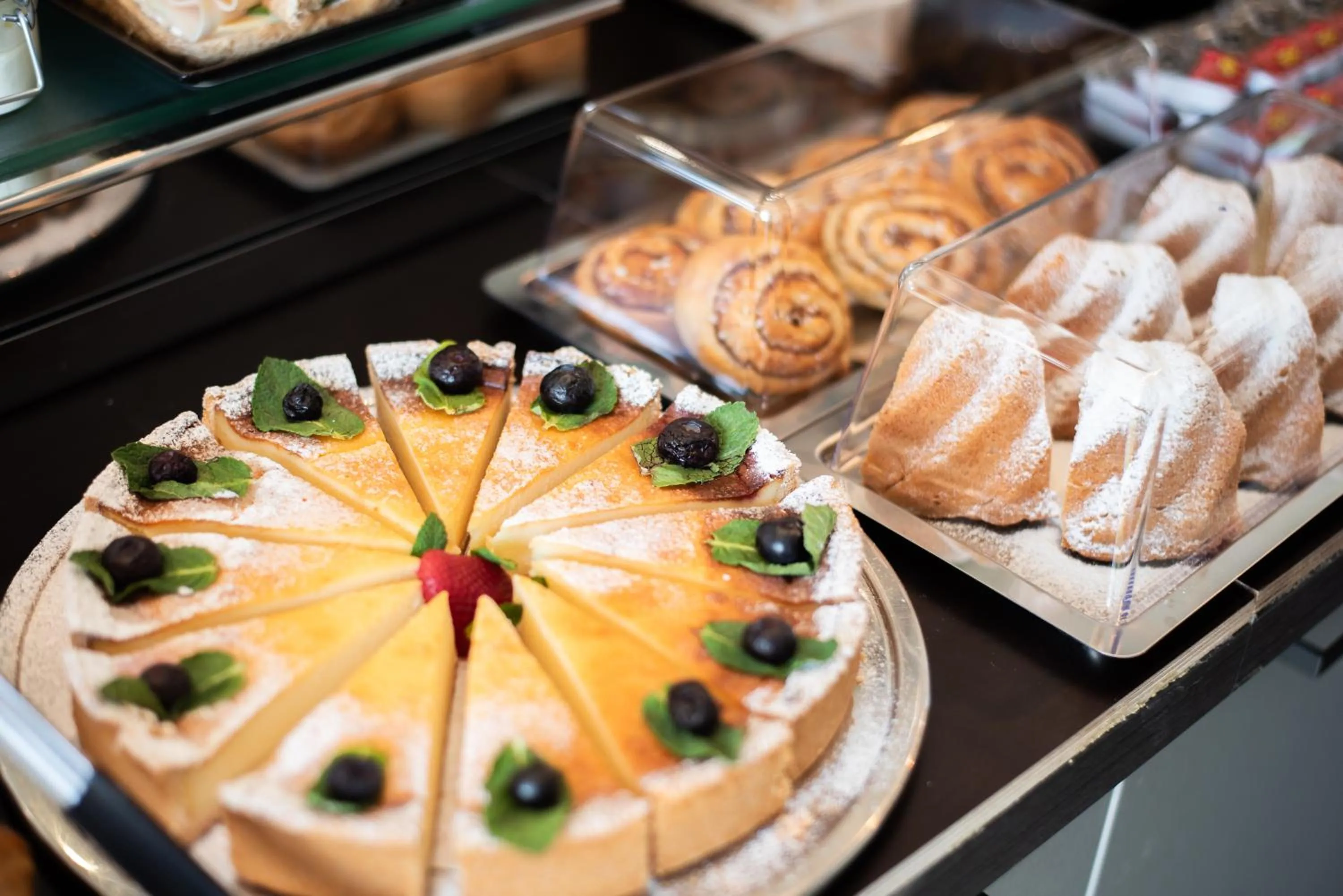 Breakfast in Wellness & SPA boutique Hotel pod lipkami Prague