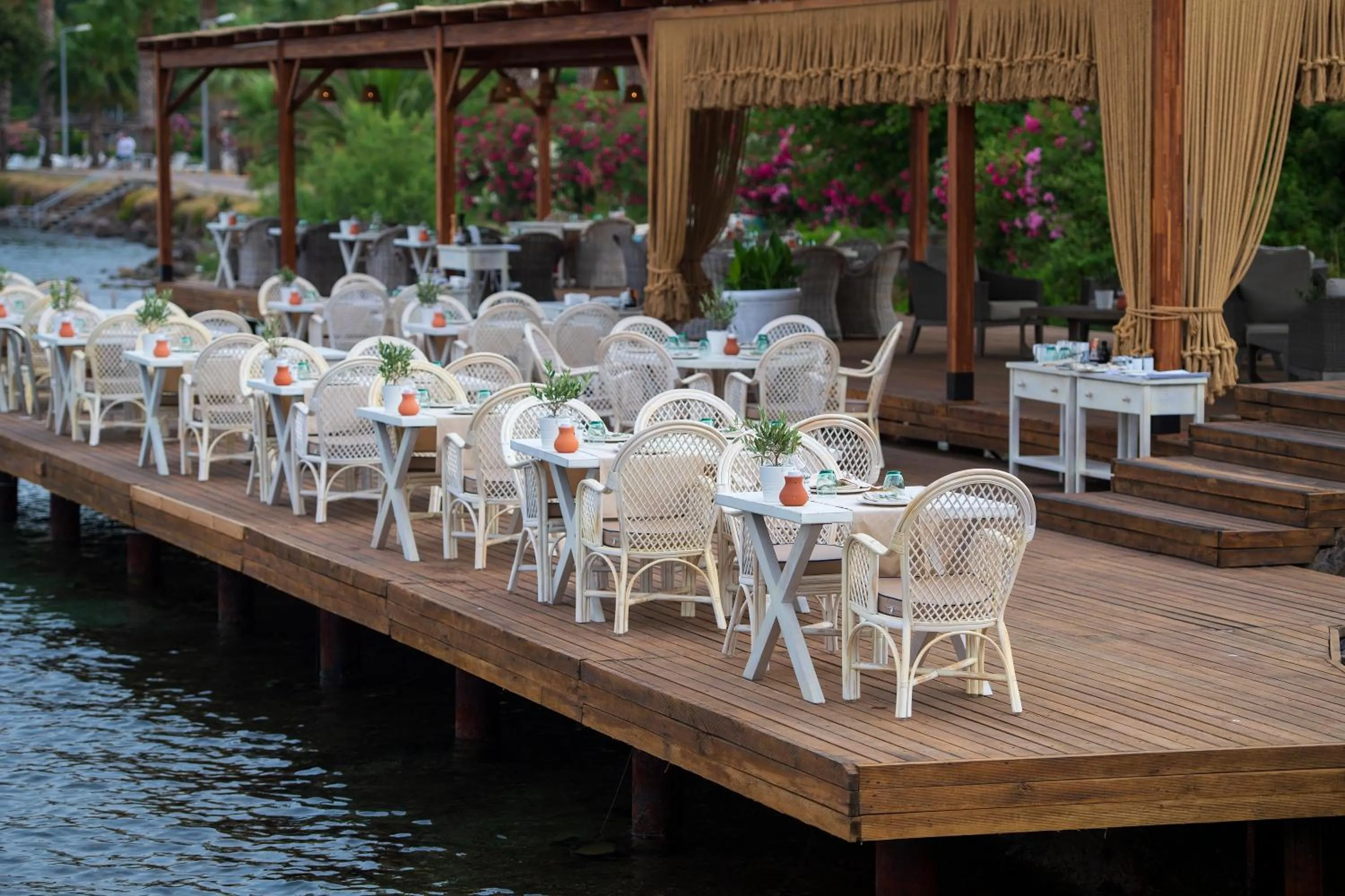 Restaurant/places to eat in Cape Bodrum Luxury Hotel & Beach