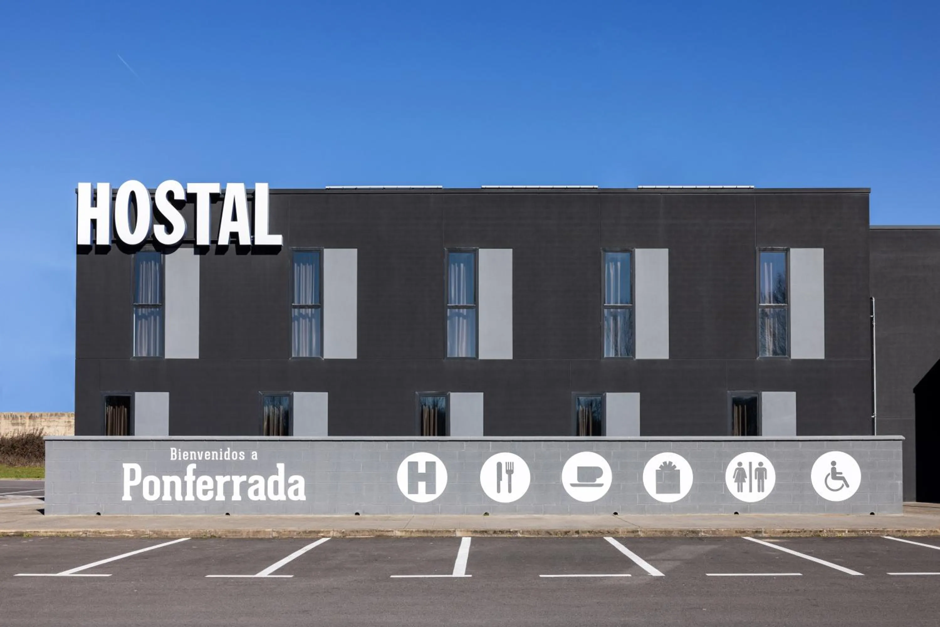 Property building in AS Hoteles Ponferrada