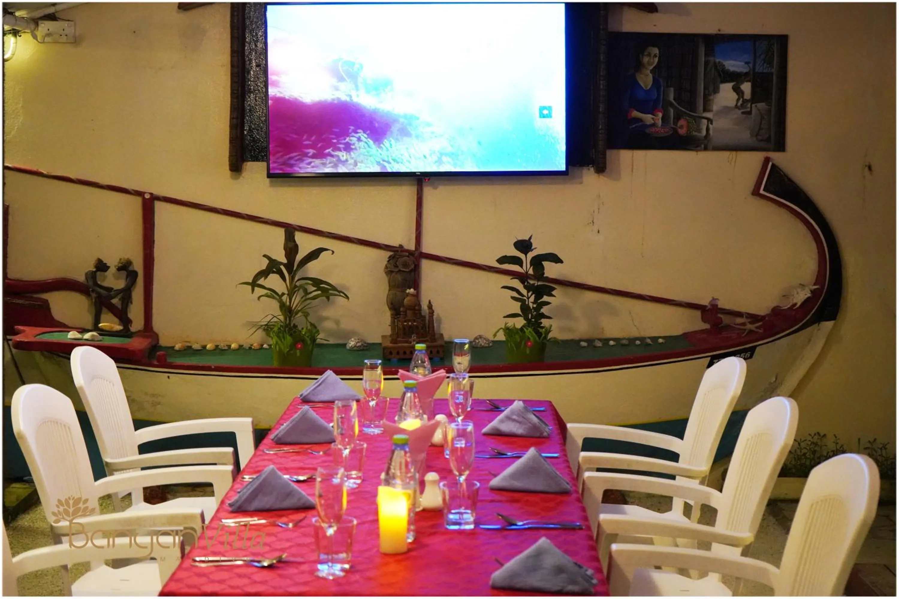 Dining area in Banyan Villa Maldives Dhangethi