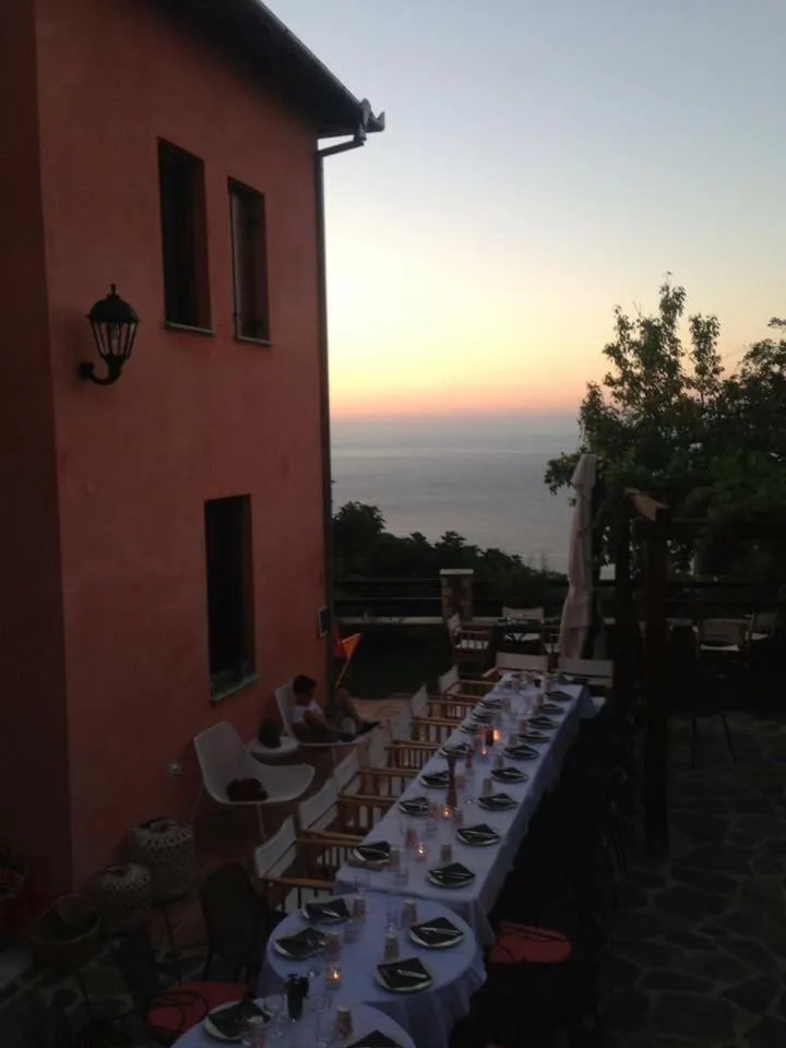 Sunset in Kalderimi Country House