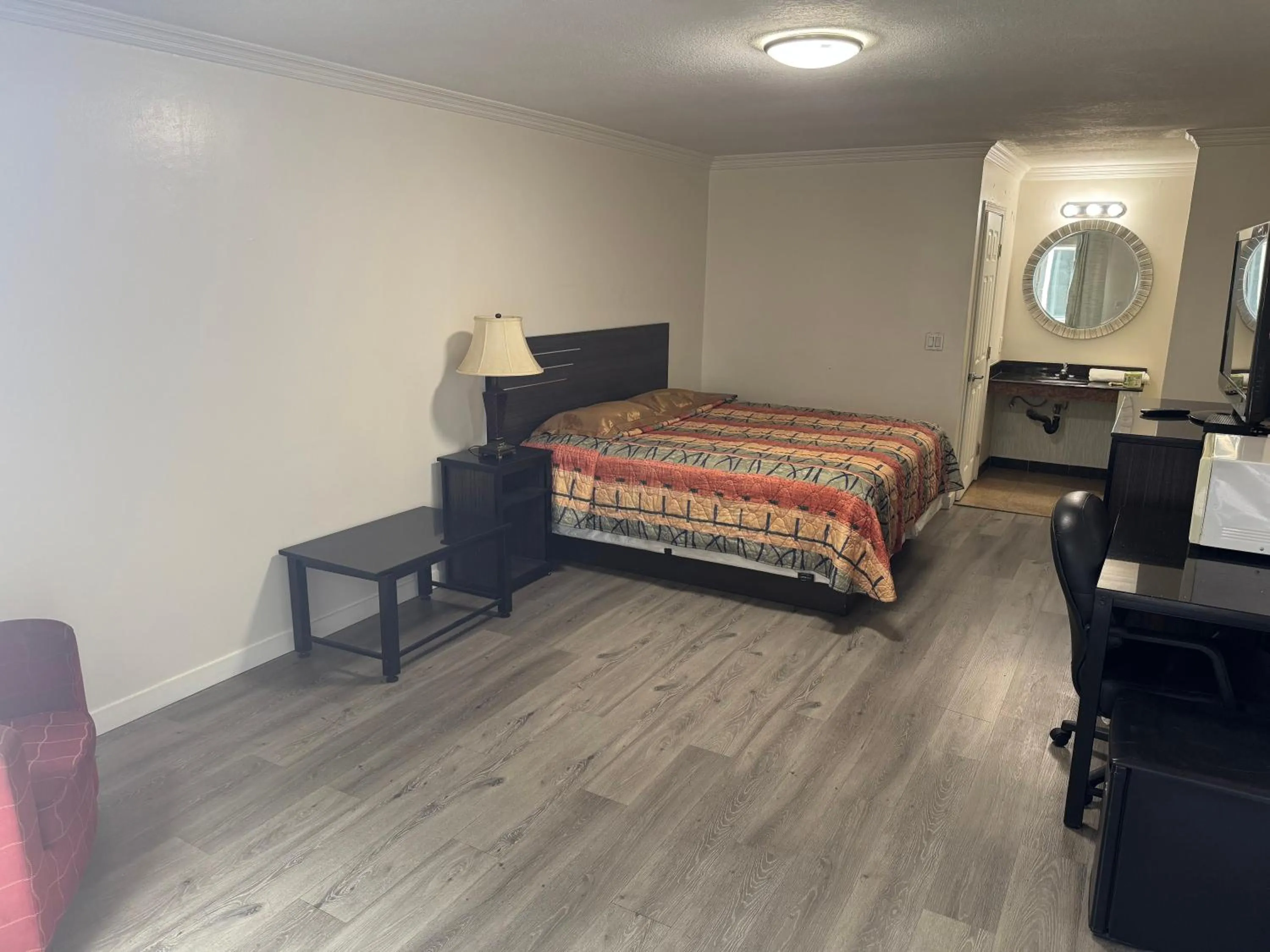 Bed in Vista Motel - Riverside